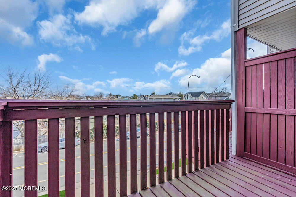 255 Shore Drive, 12