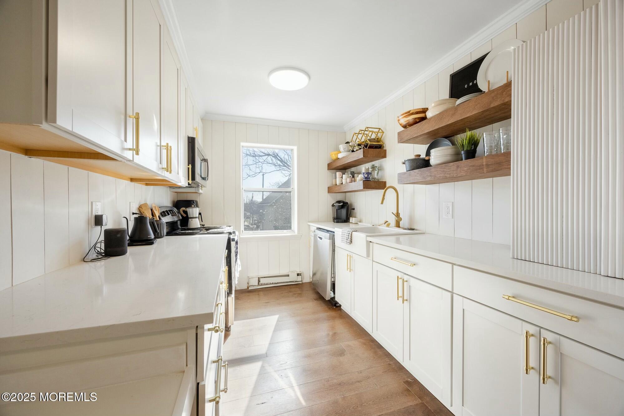 75 Whitefield Avenue, 413