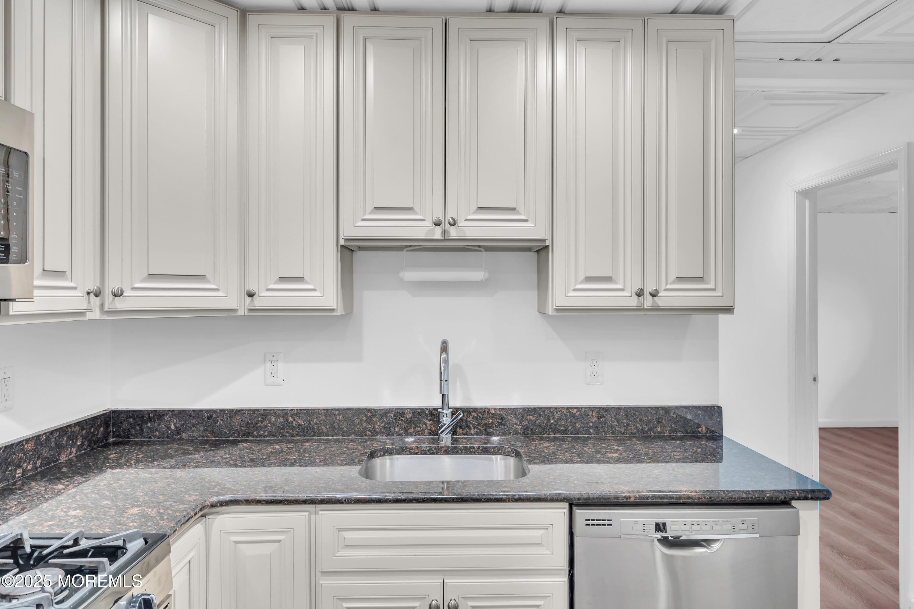 510 Deal Lake Drive, 1B
