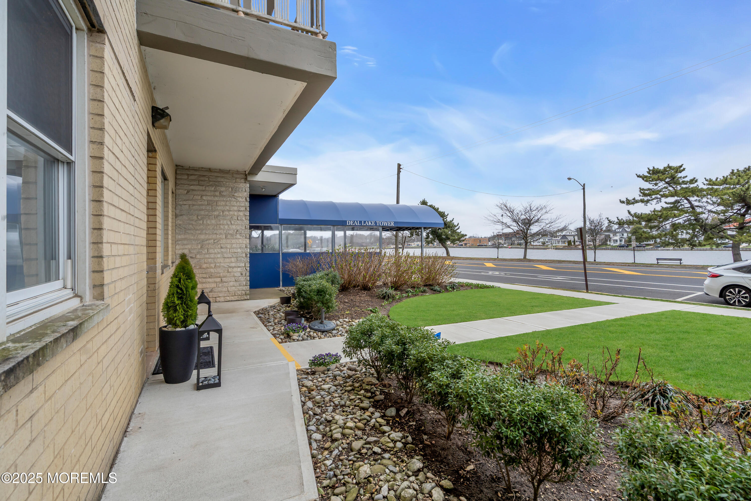 510 Deal Lake Drive, 1B