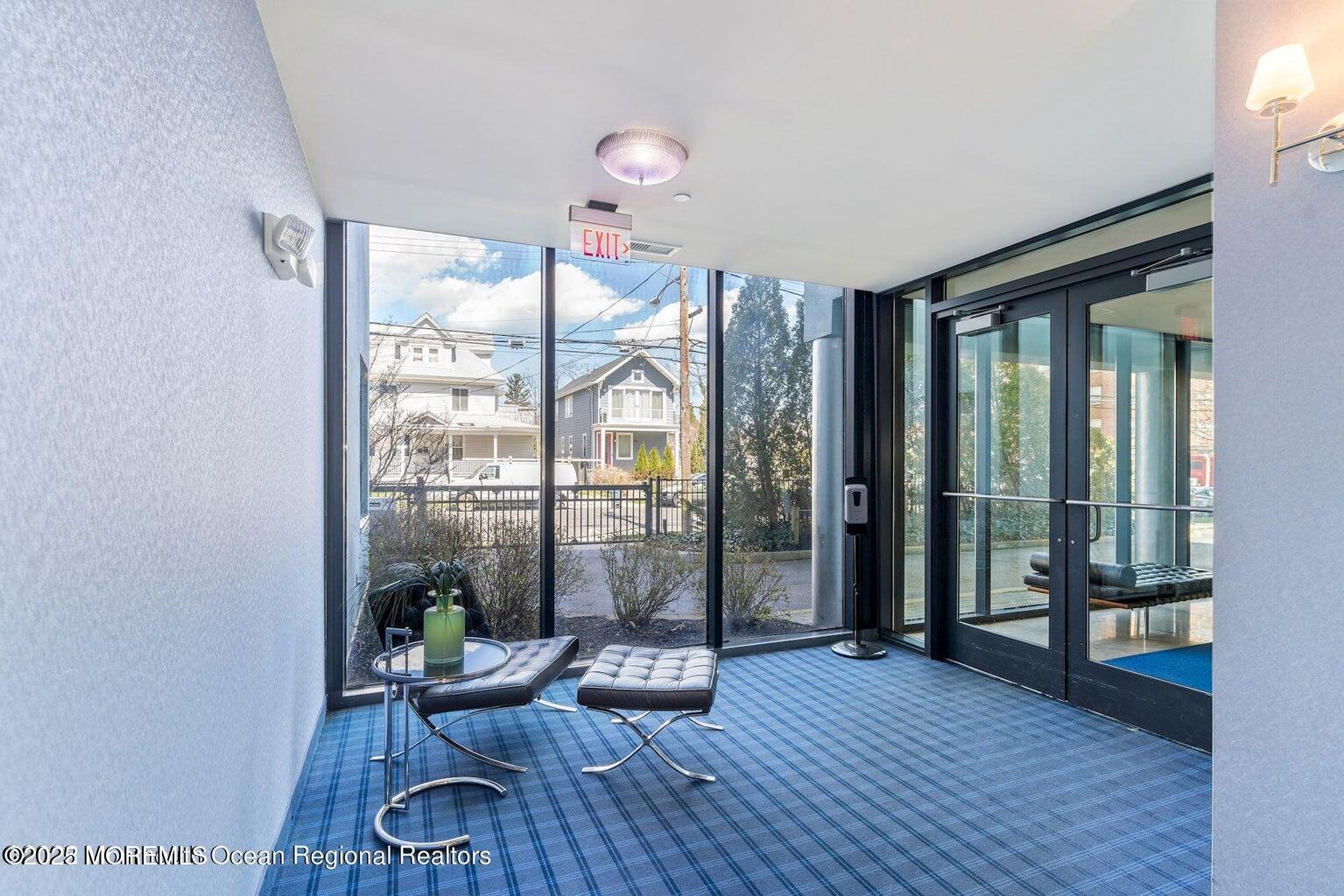 510 Monroe Avenue, 403