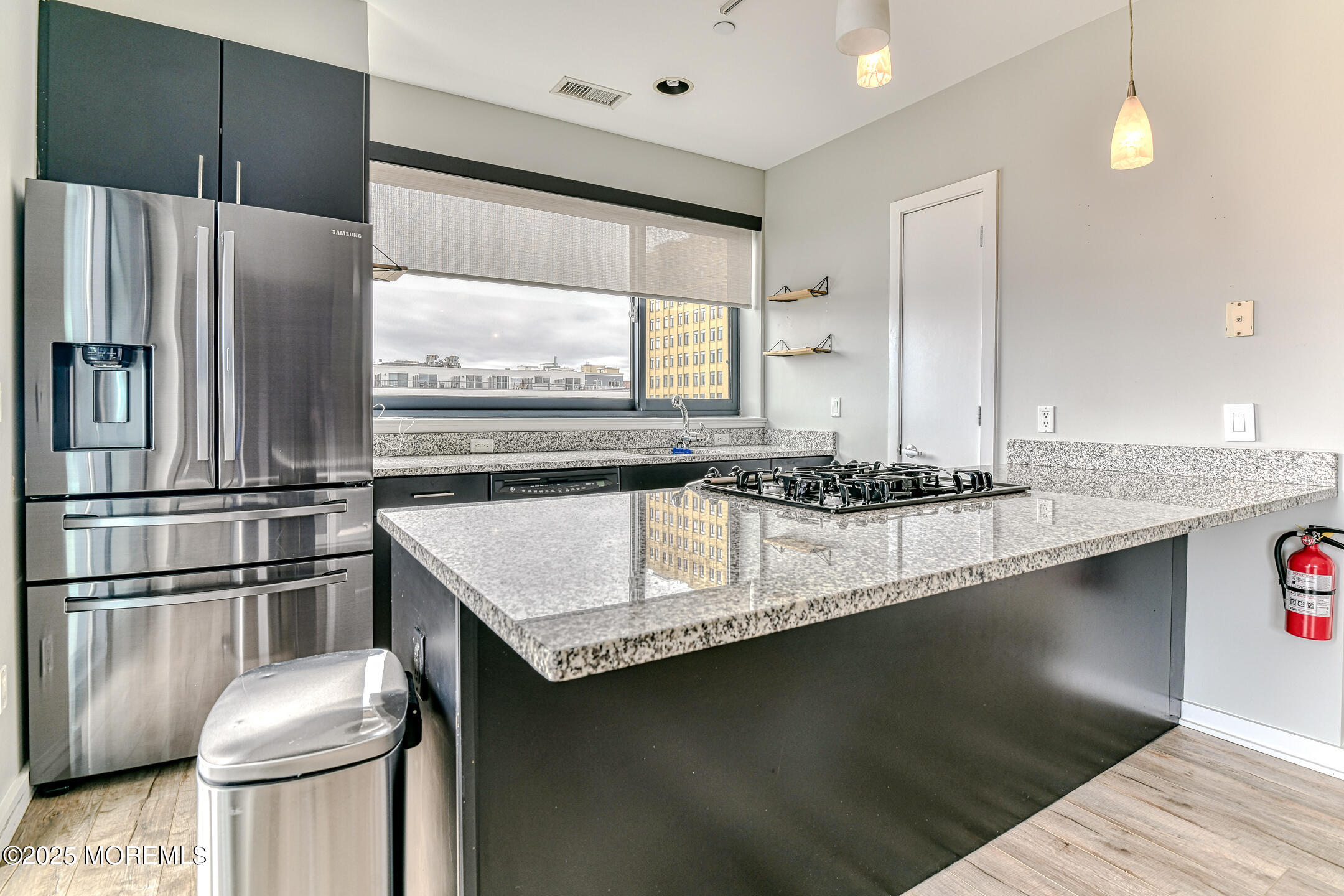 510 Monroe Avenue, 403