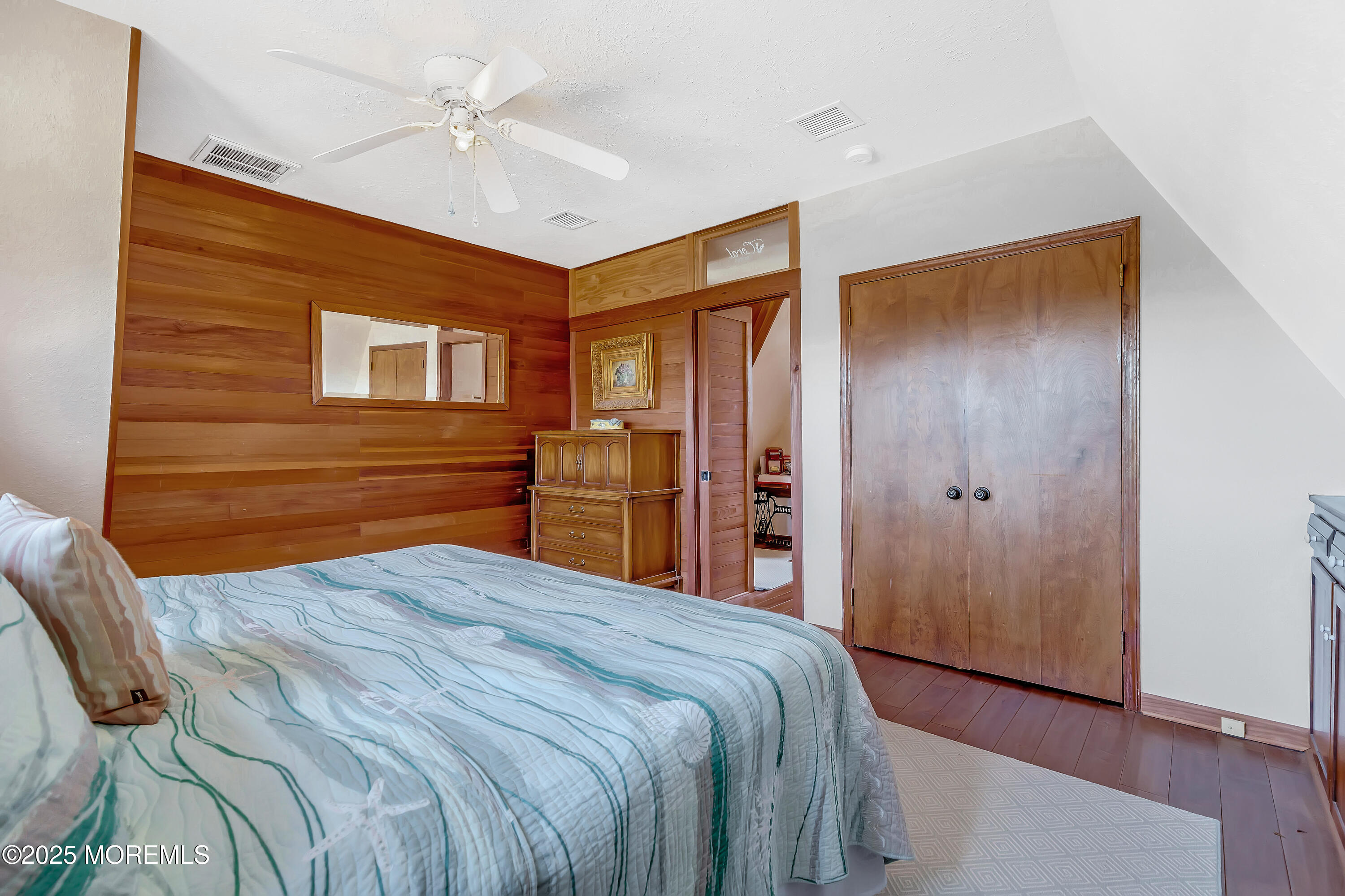 148 Royal Drive
