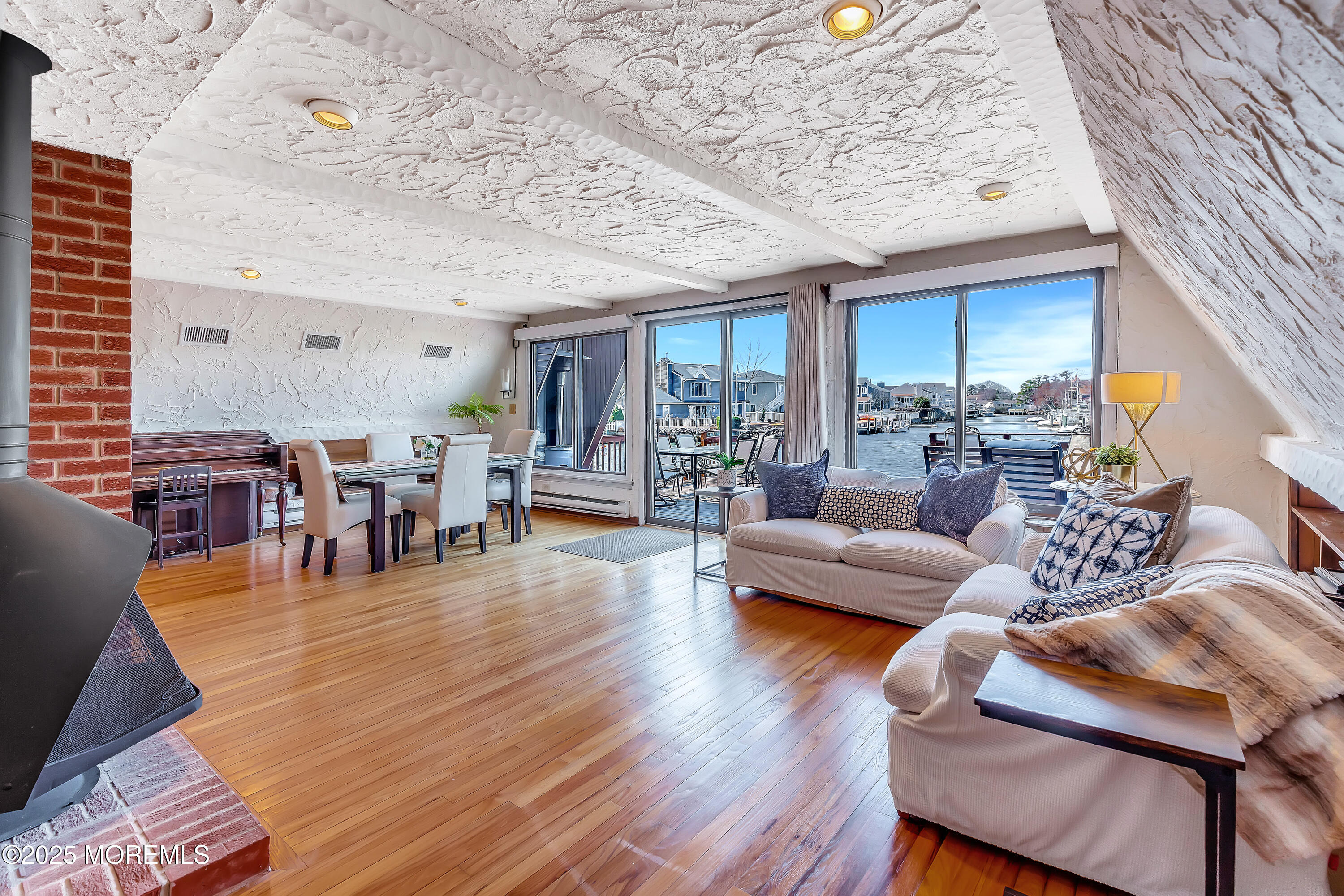 148 Royal Drive