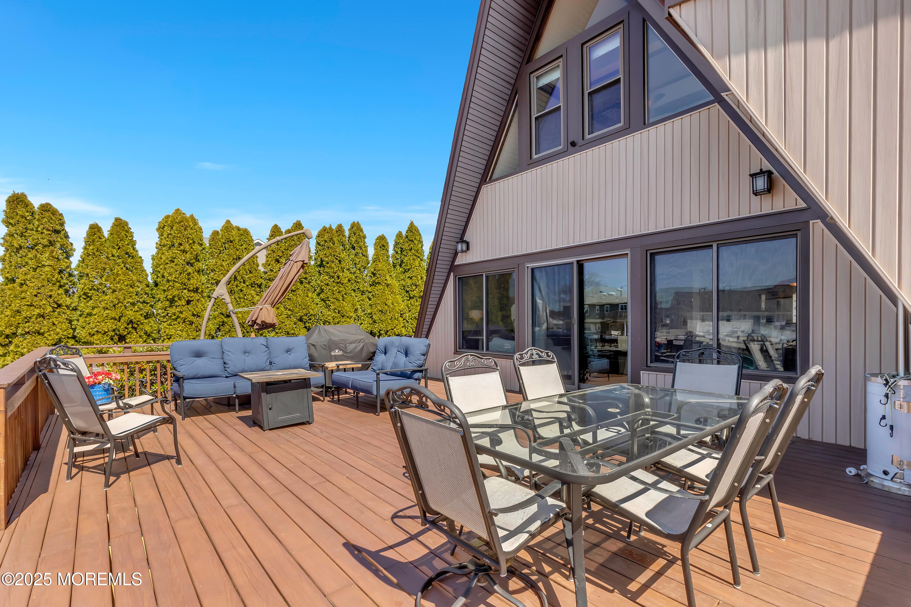148 Royal Drive