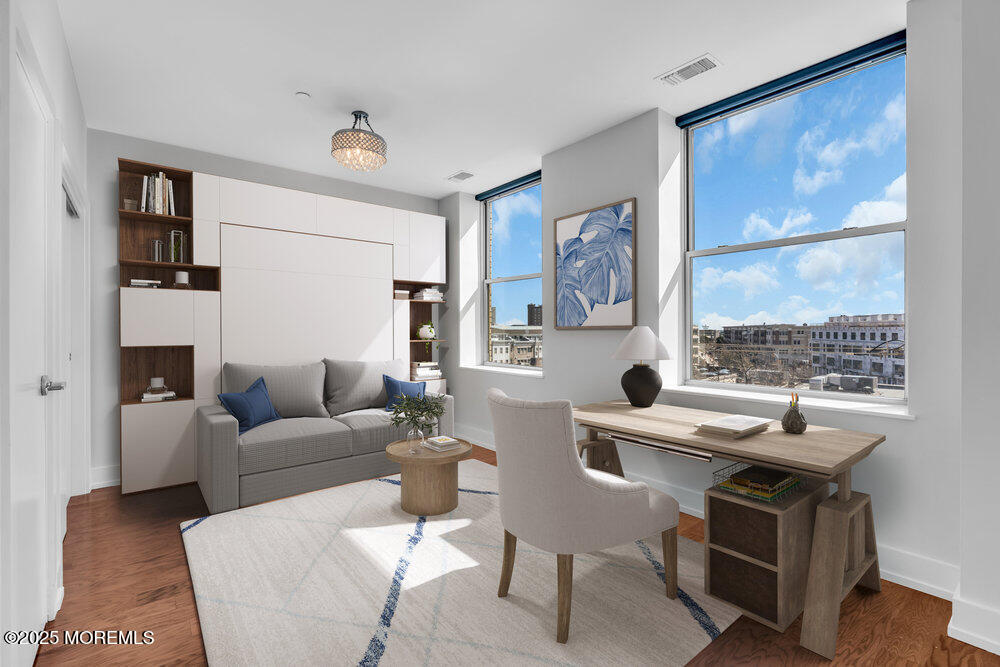 501 Grand Avenue, 4D