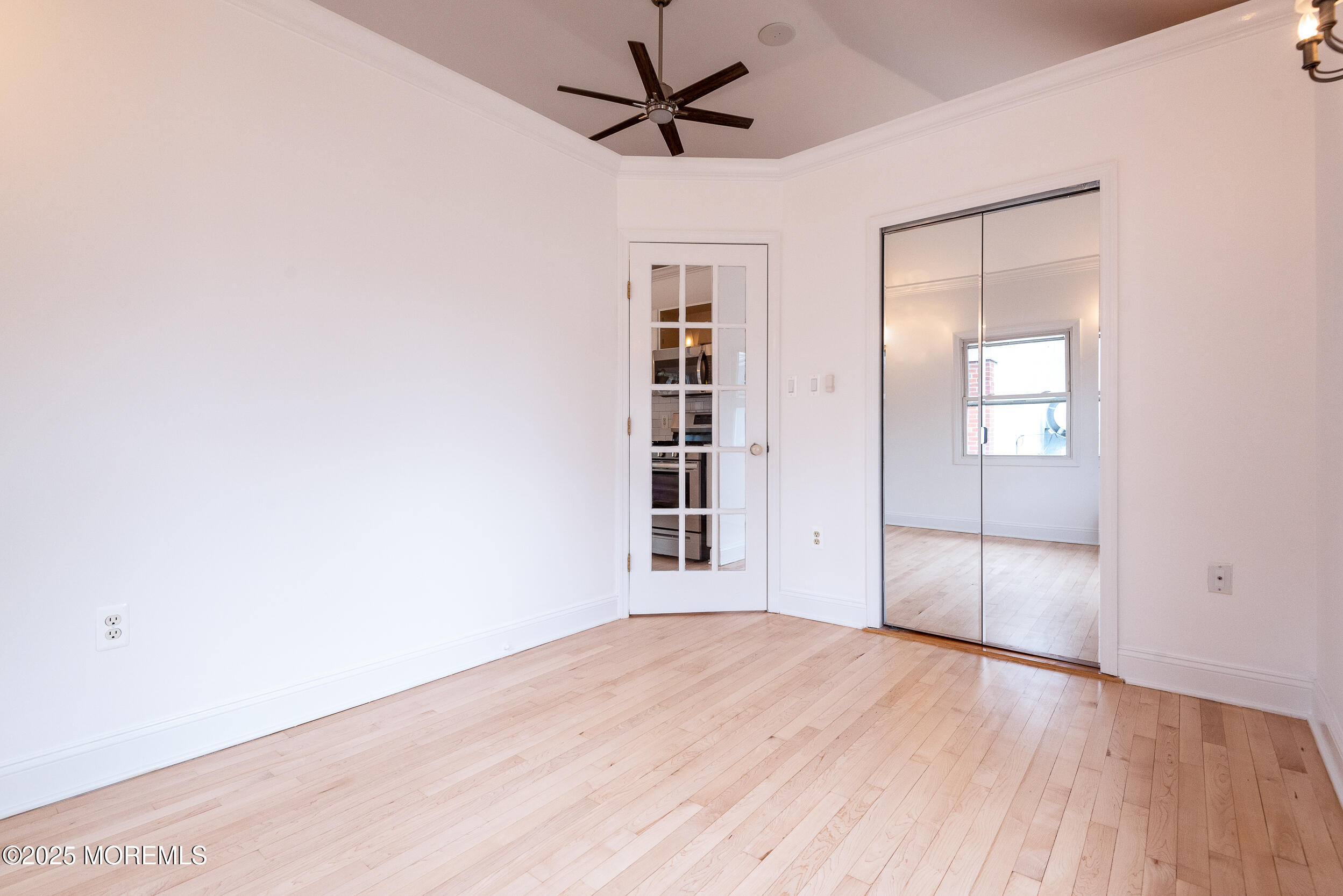 511 Asbury Avenue, Carriage House