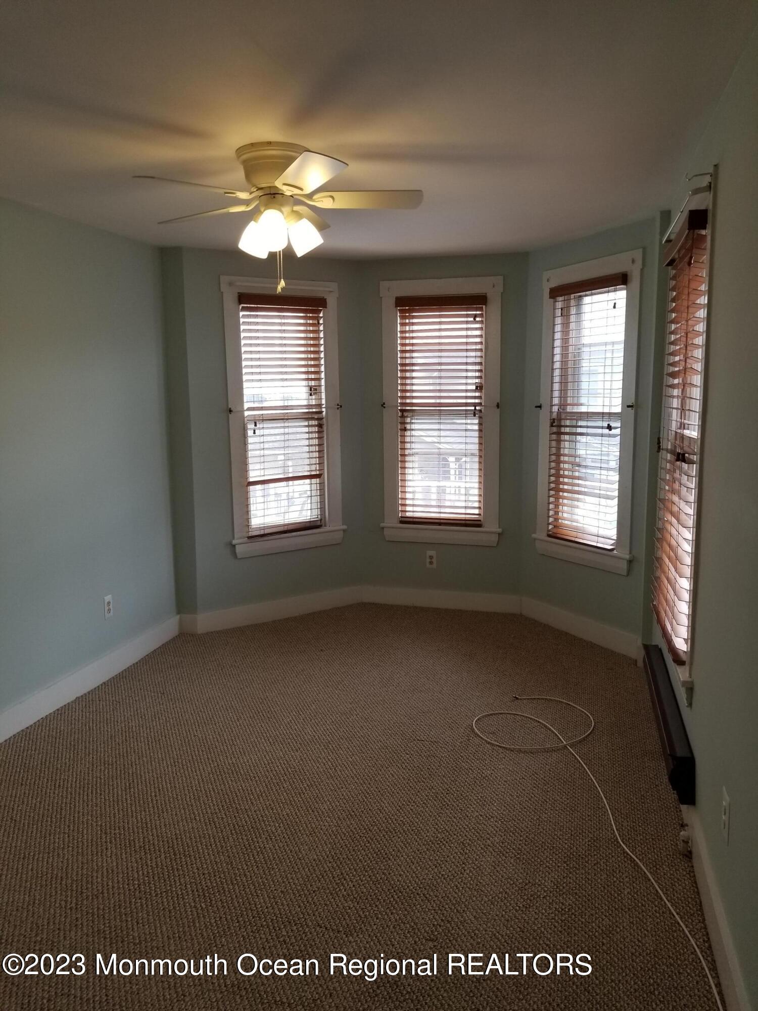 23 Abbott Avenue, 2W