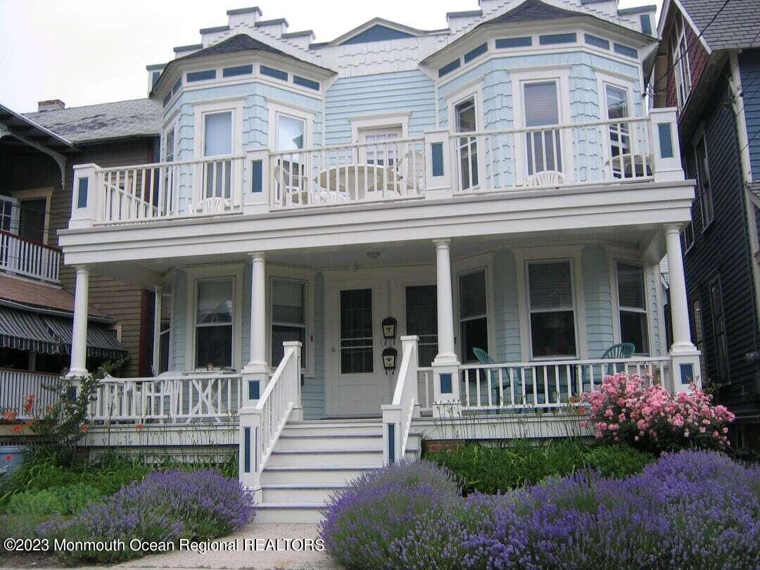23 Abbott Avenue, 2W