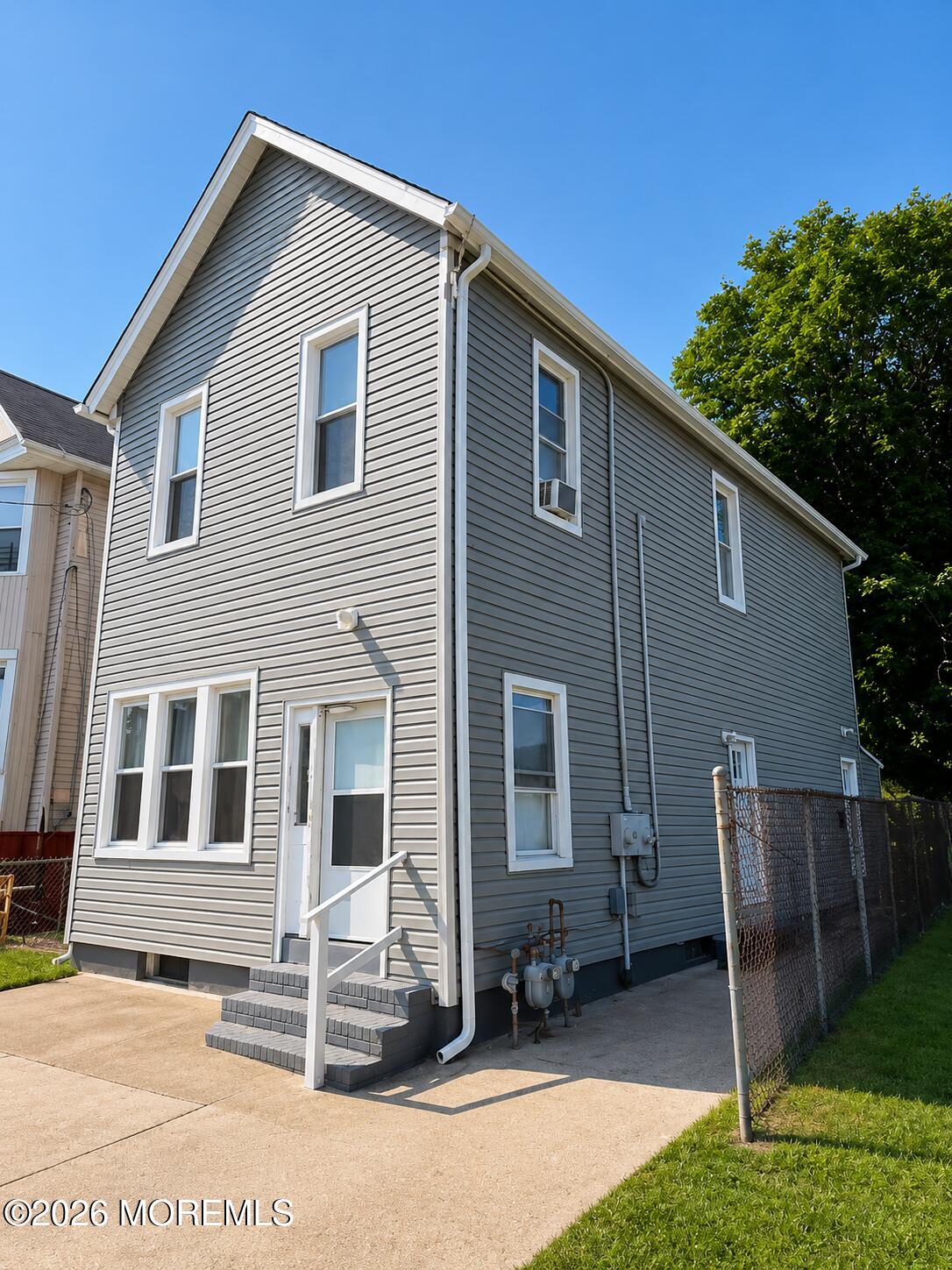 288 Morris Avenue