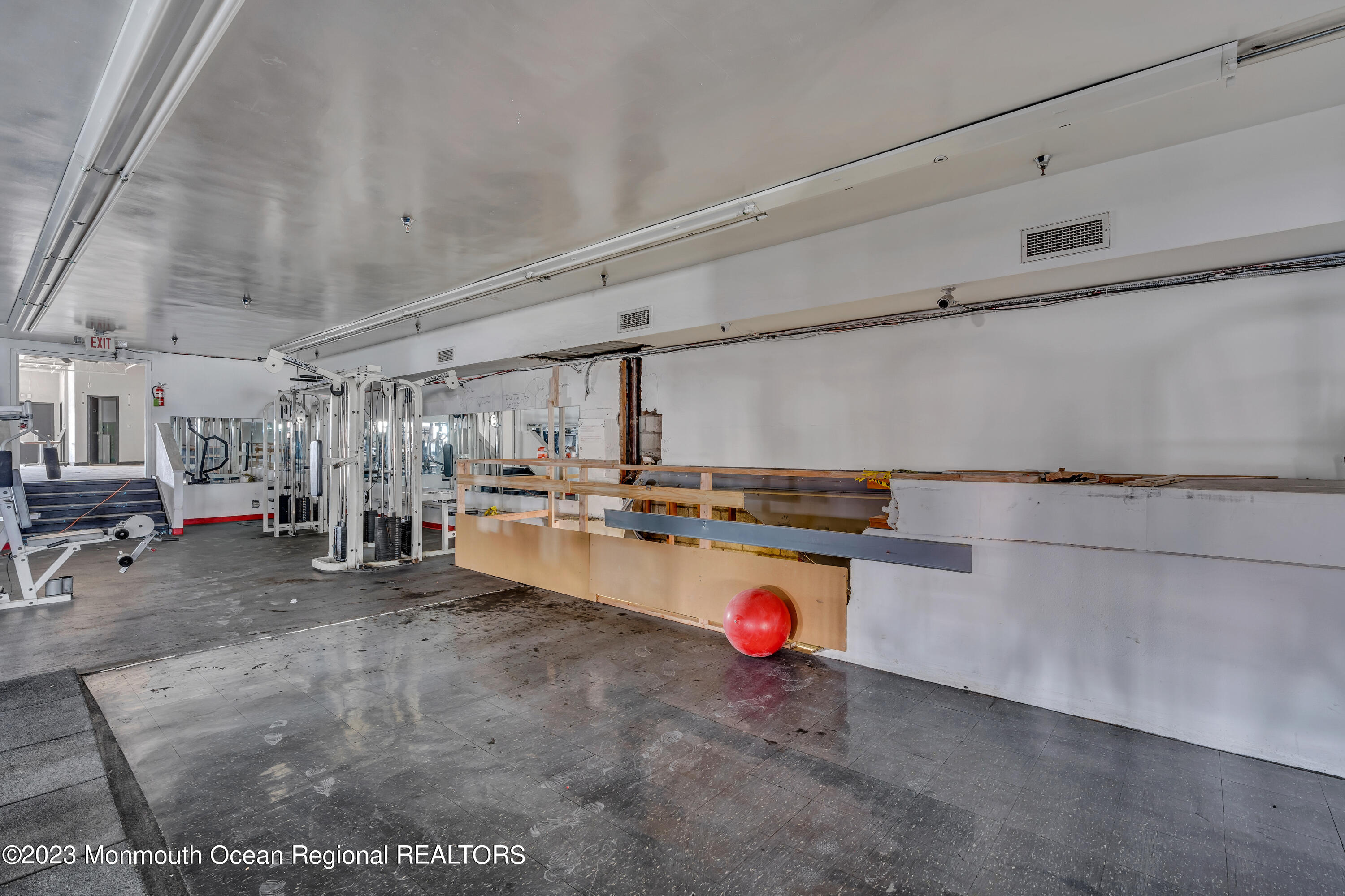 614 Cookman Avenue 2nd Floor