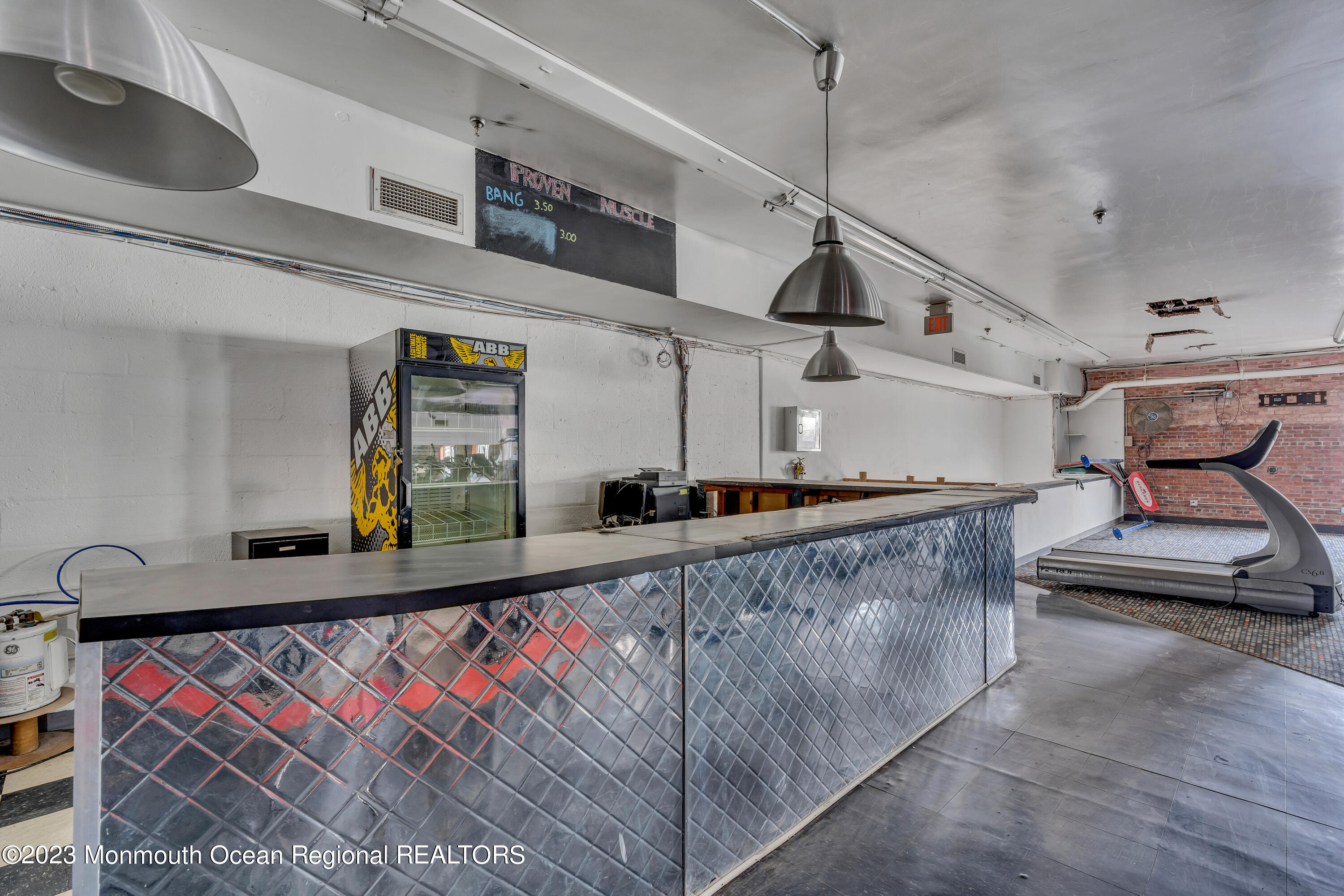614 Cookman Avenue 2nd Floor
