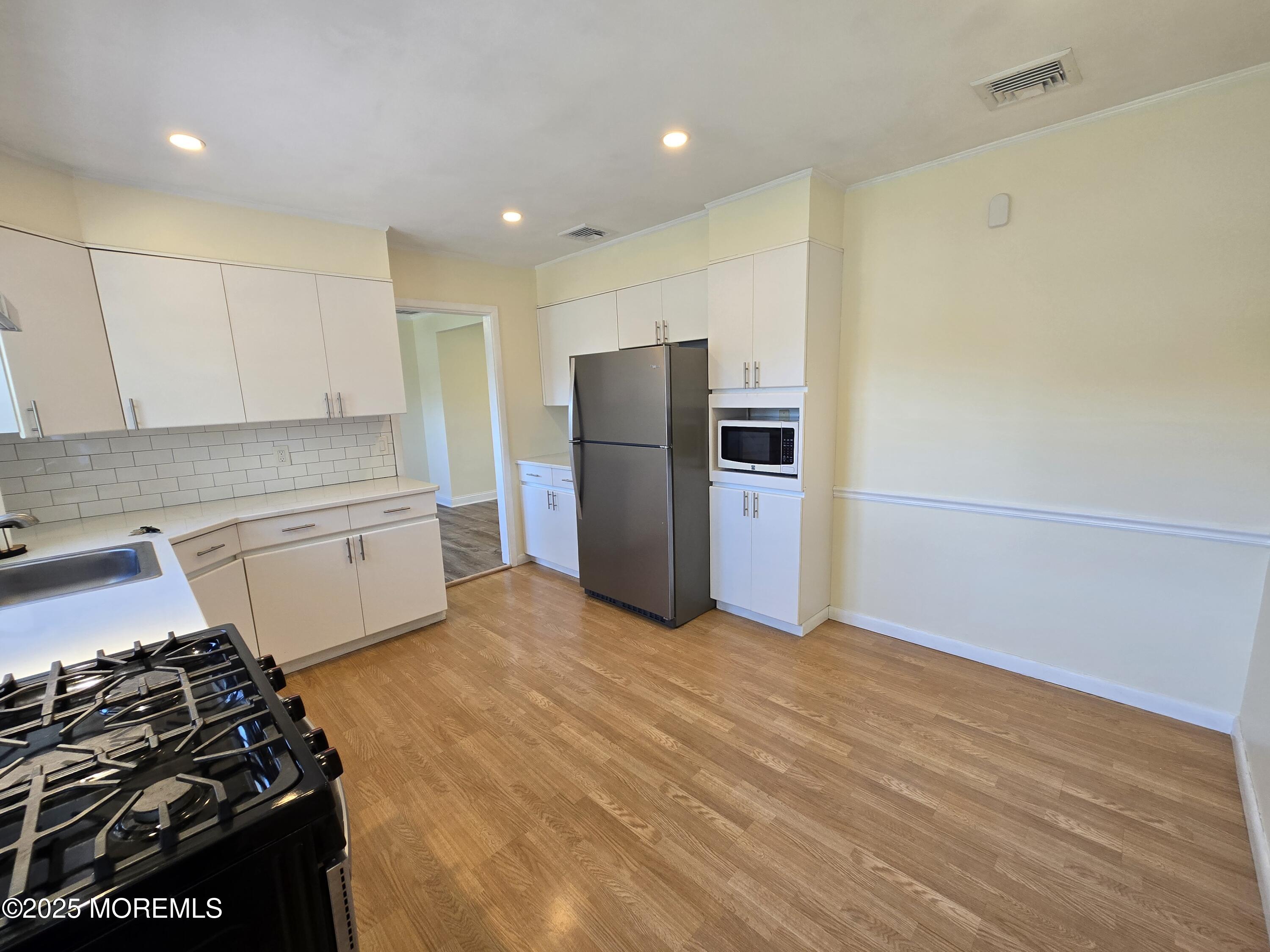 66 Poplar Avenue