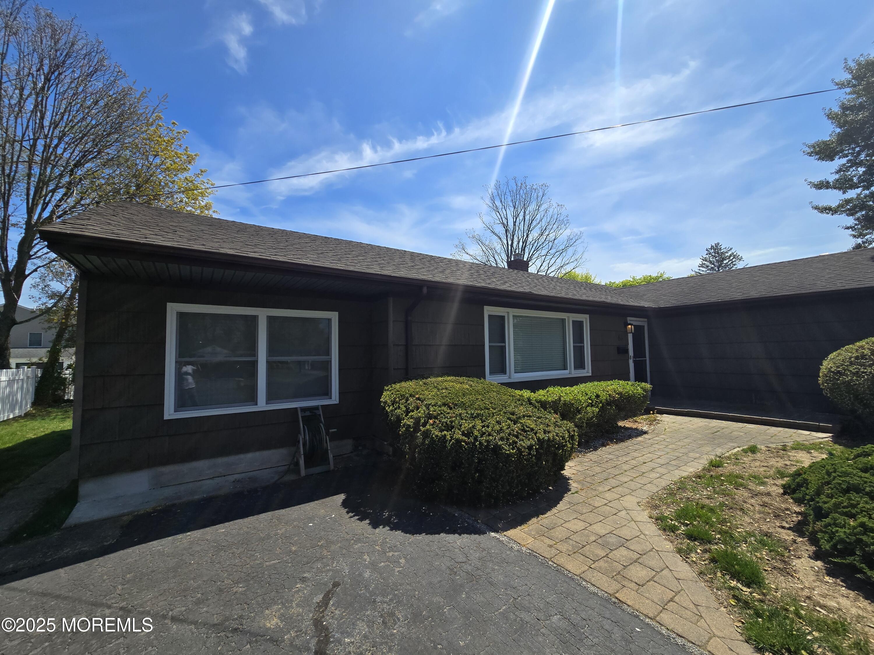 66 Poplar Avenue