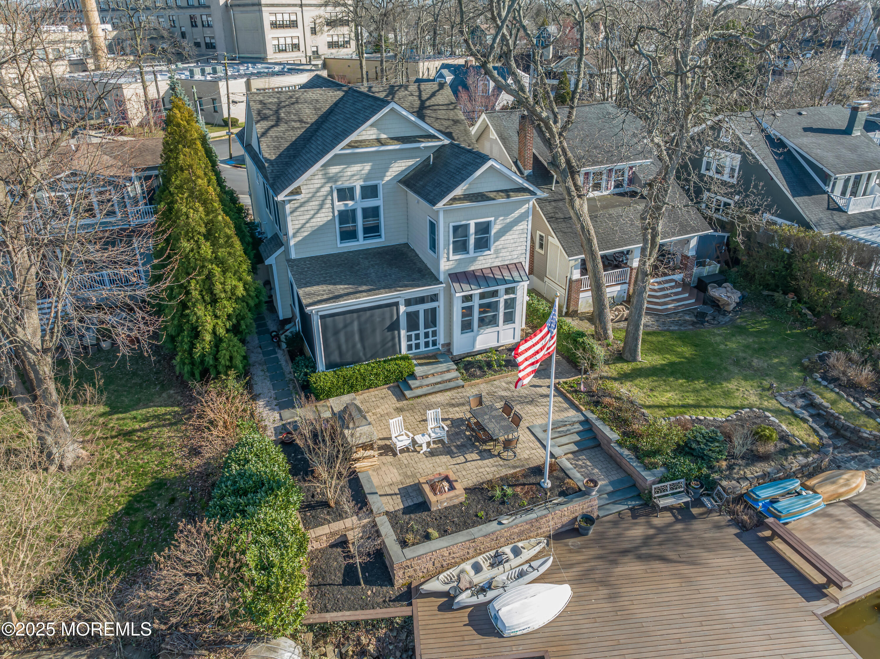 3 Sunset Drive