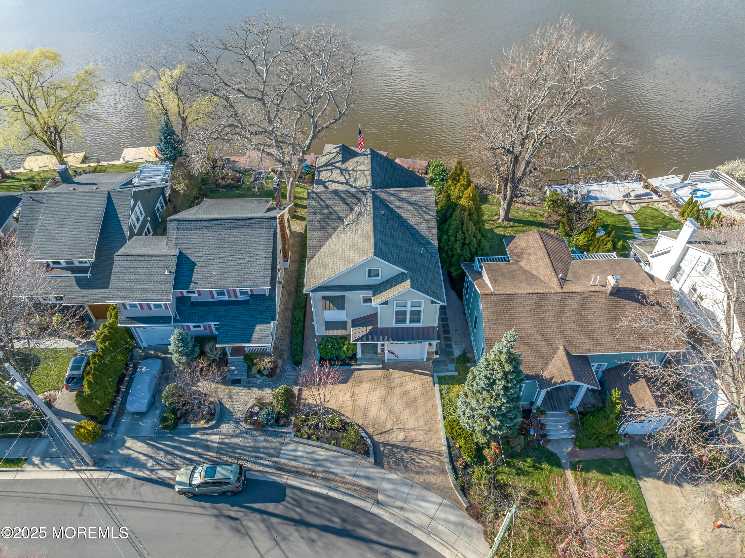 3 Sunset Drive