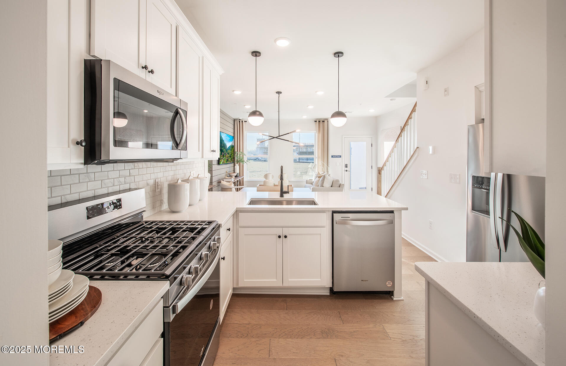 201 Sunset Avenue, 108