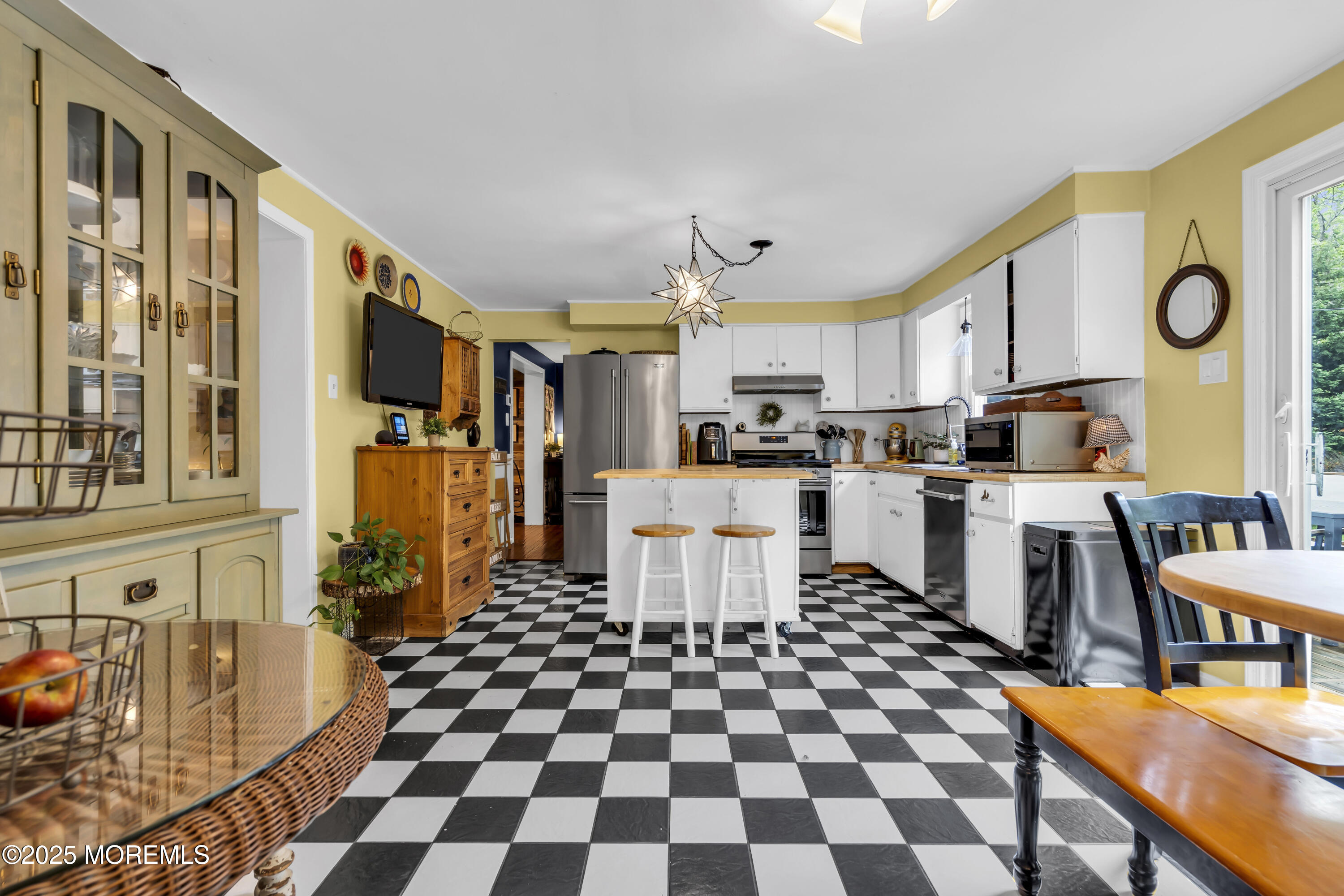 12 Stagecoach Drive