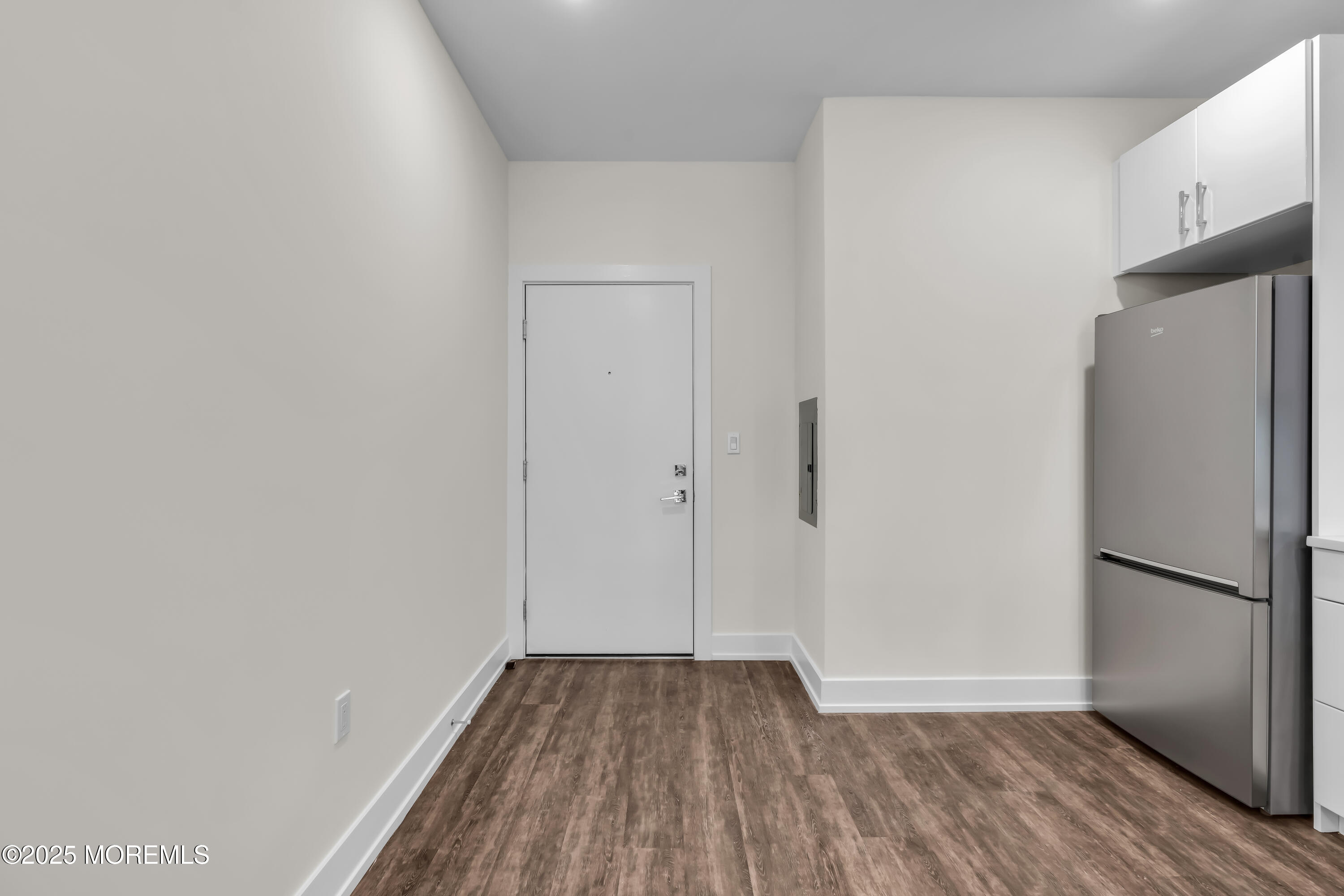 521 Lake Avenue 415