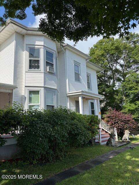 126 Lake Avenue, 2E