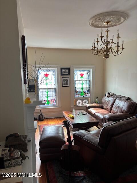 126 Lake Avenue, 2E