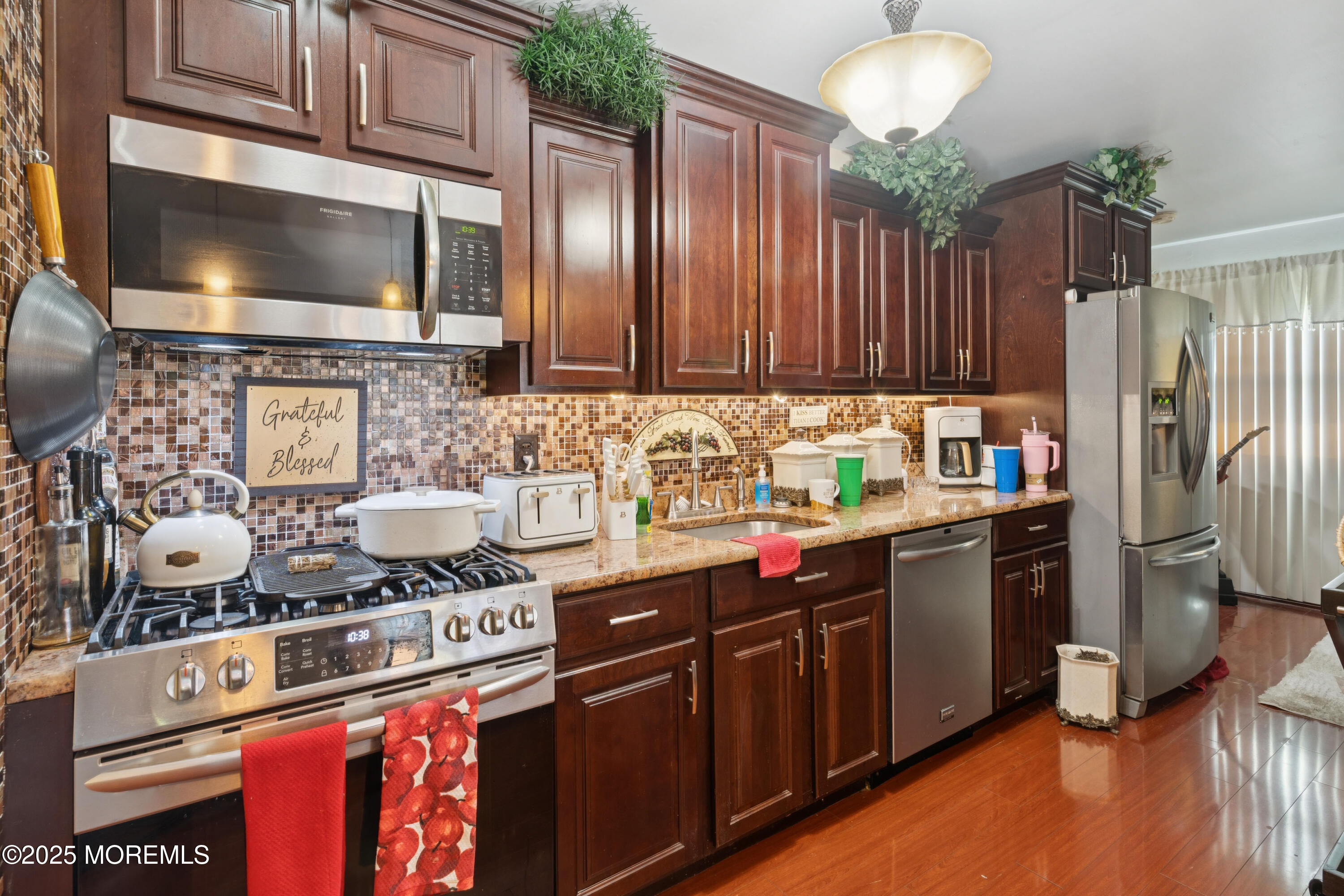 113 Sunshine Parkway