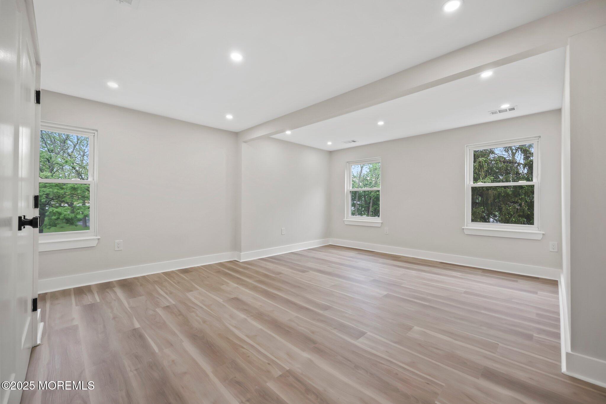 2920 W Bangs Lane