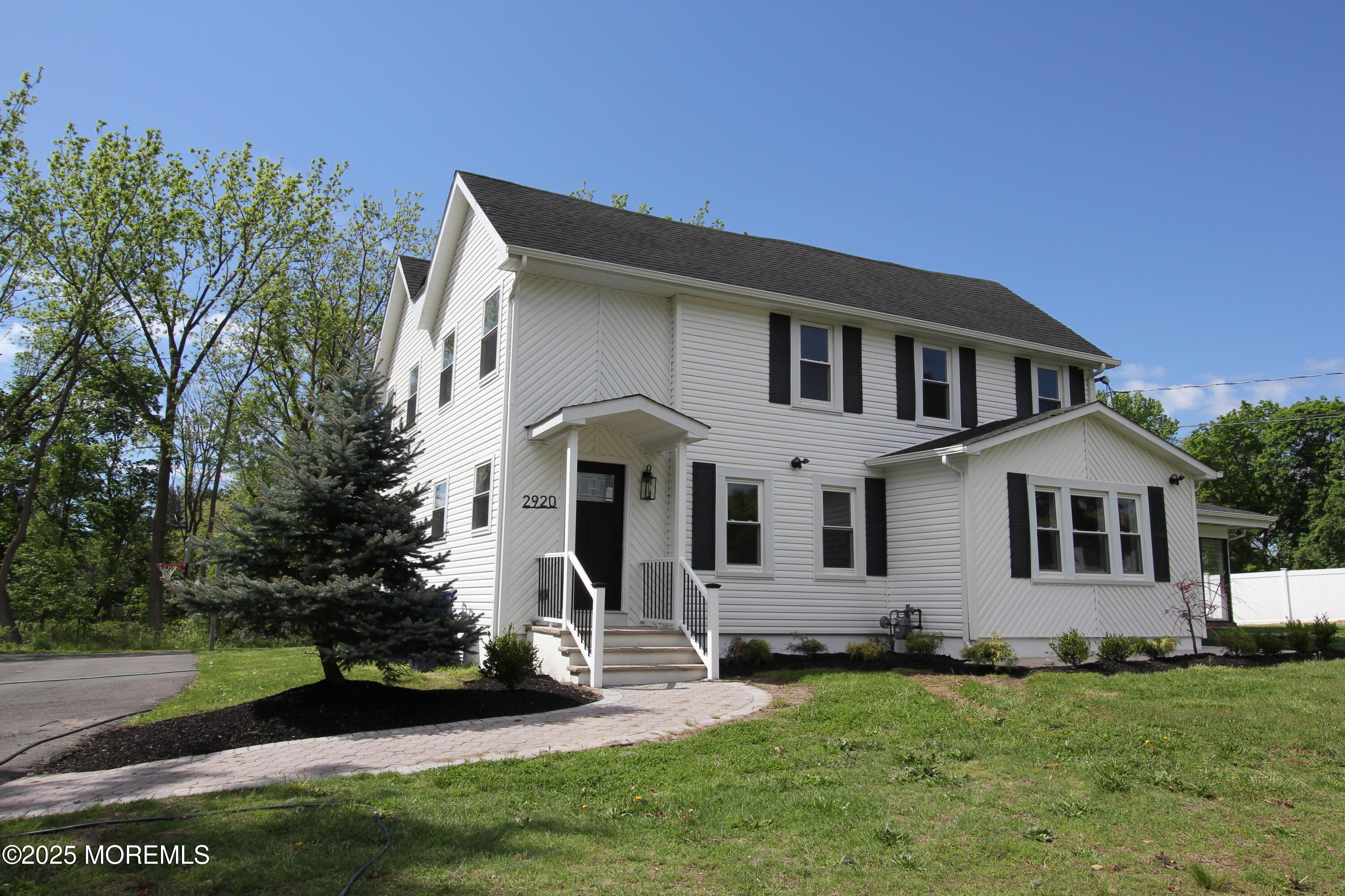 2920 W Bangs Lane