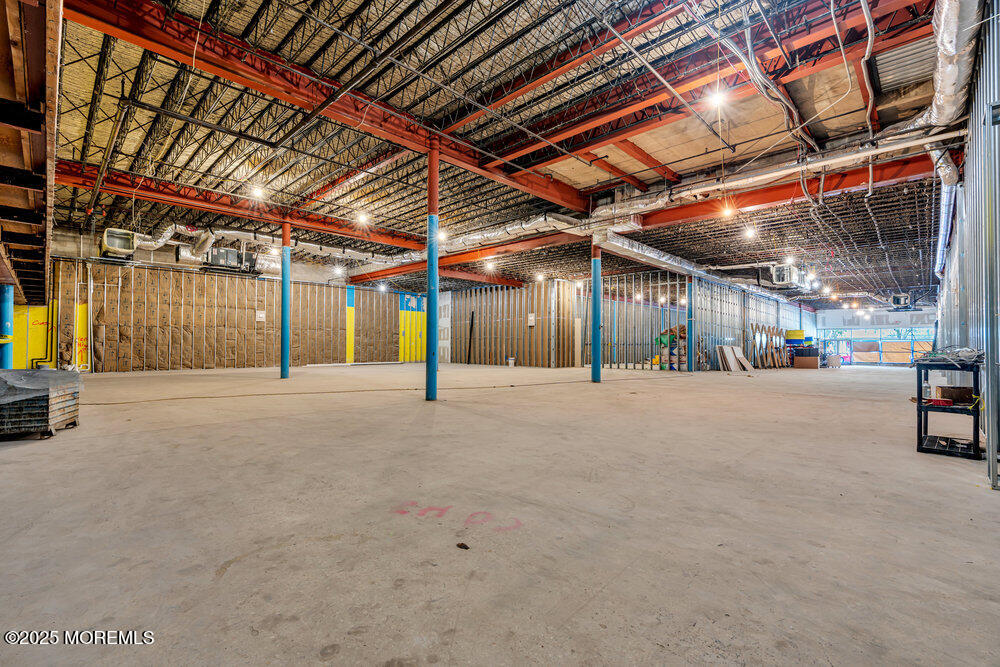 614 Cookman Avenue Store 102