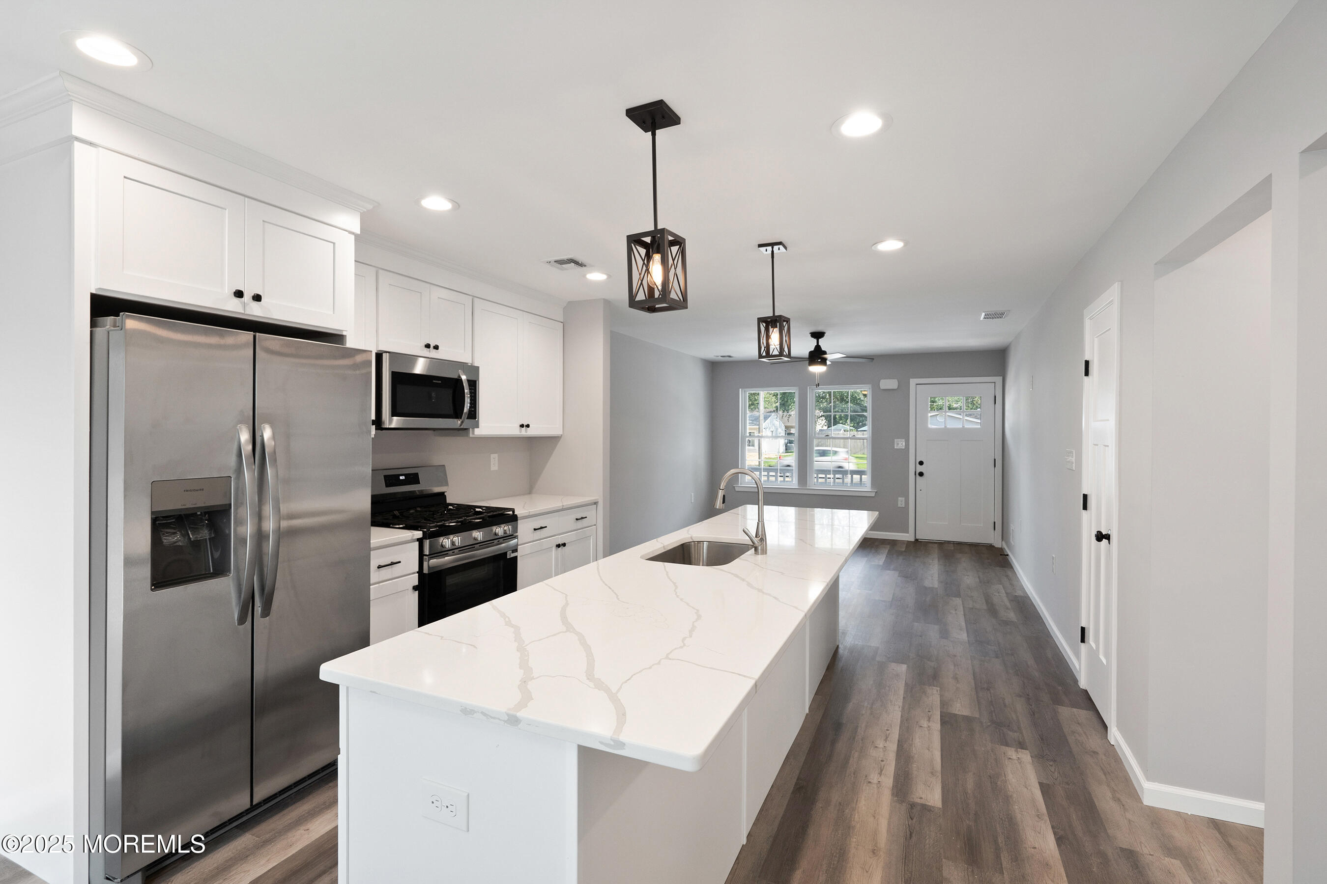 404 Beach Boulevard