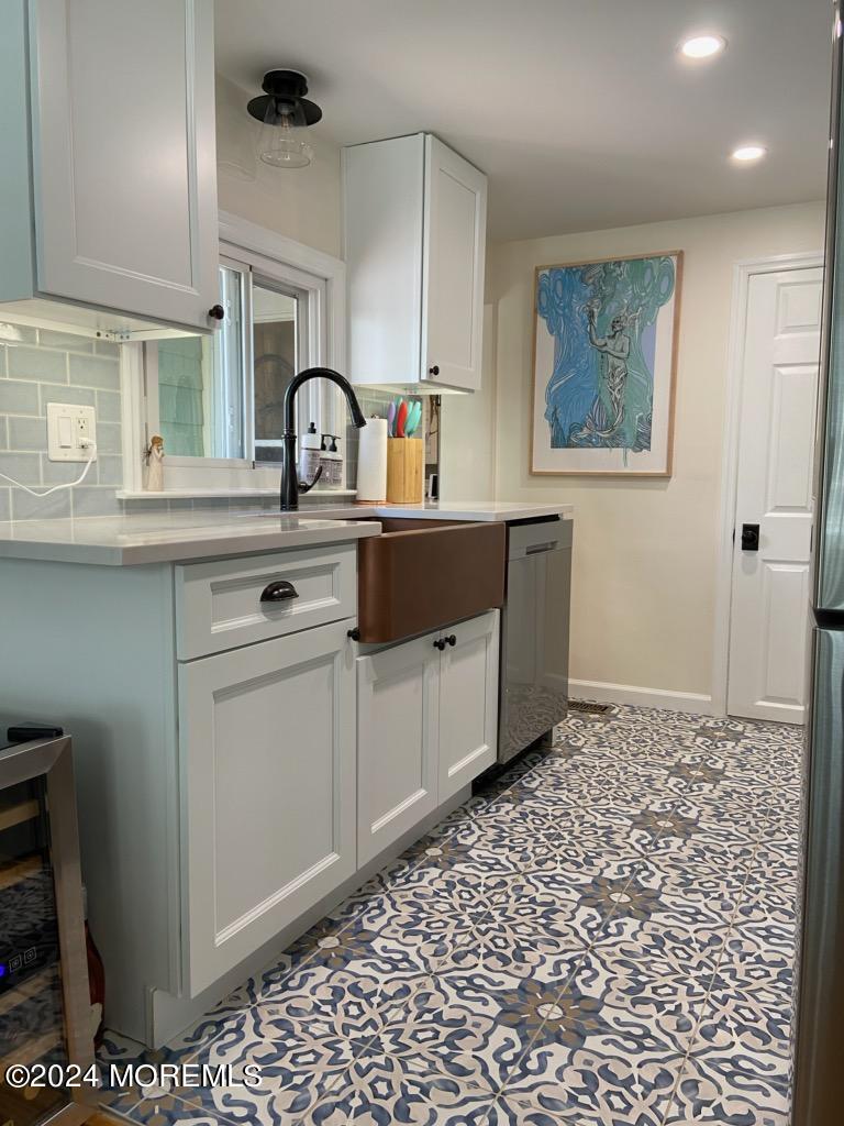 85 Mount Zion Way, 1