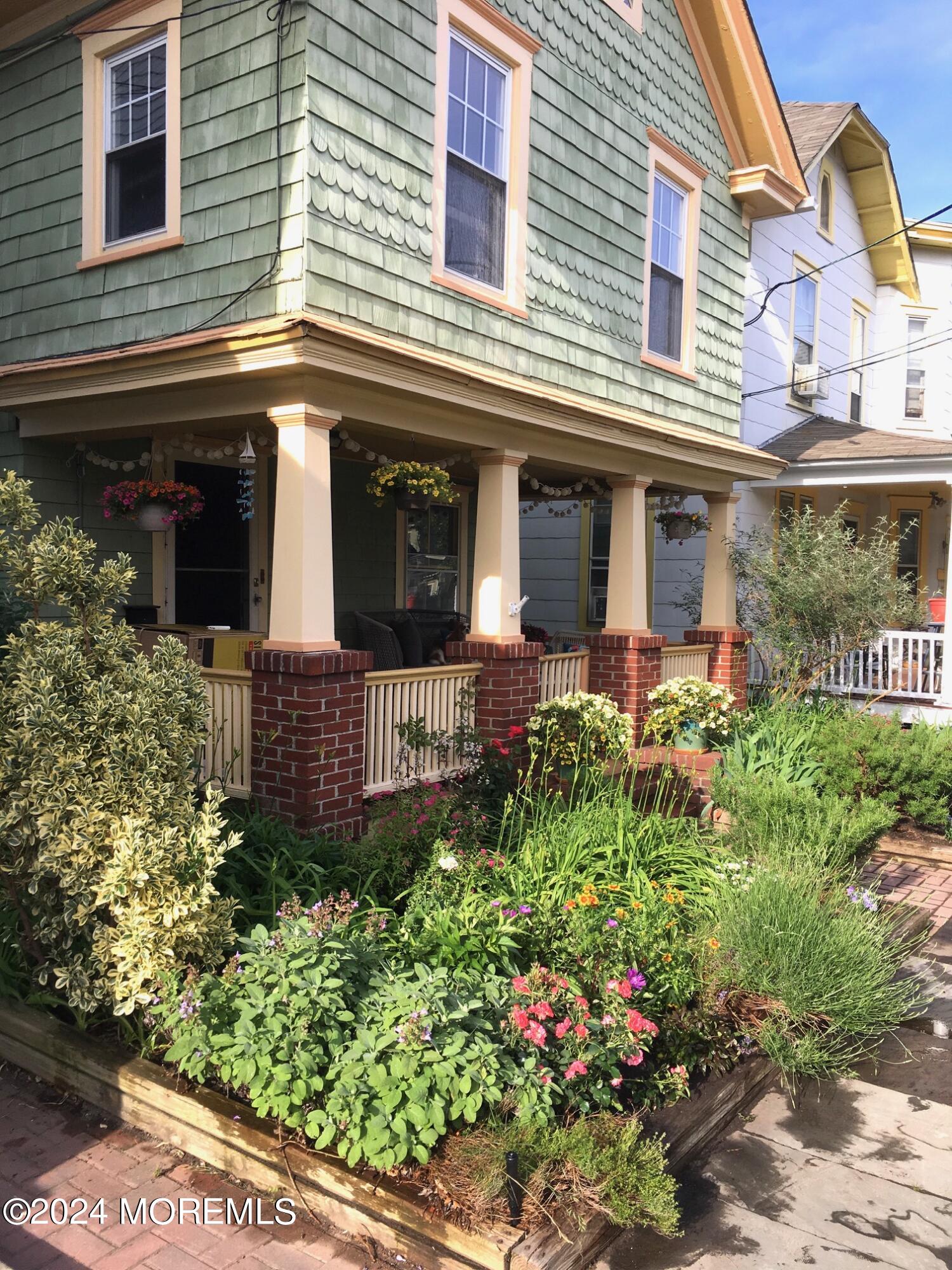 85 Mount Zion Way, 2