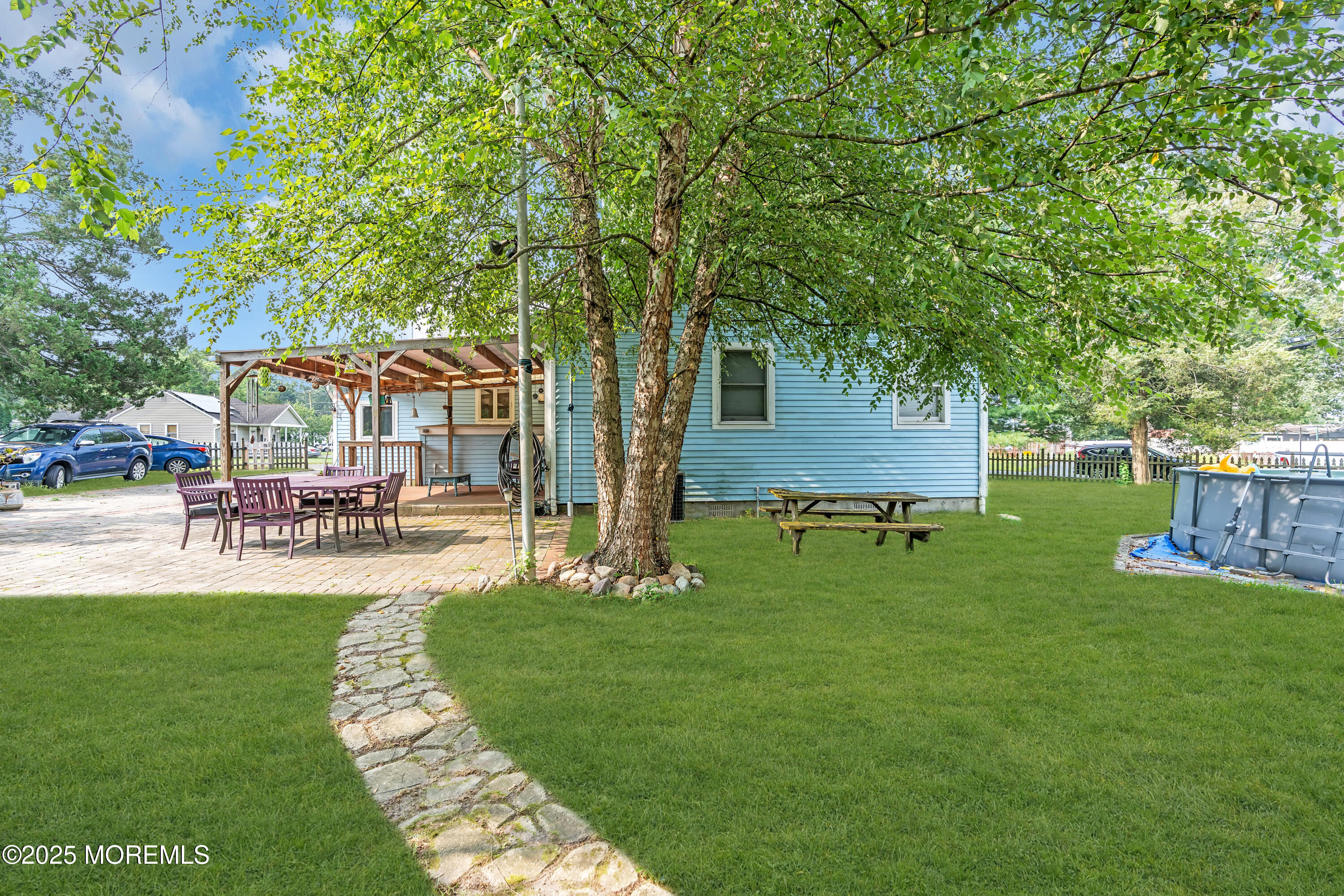 81 Crest Drive