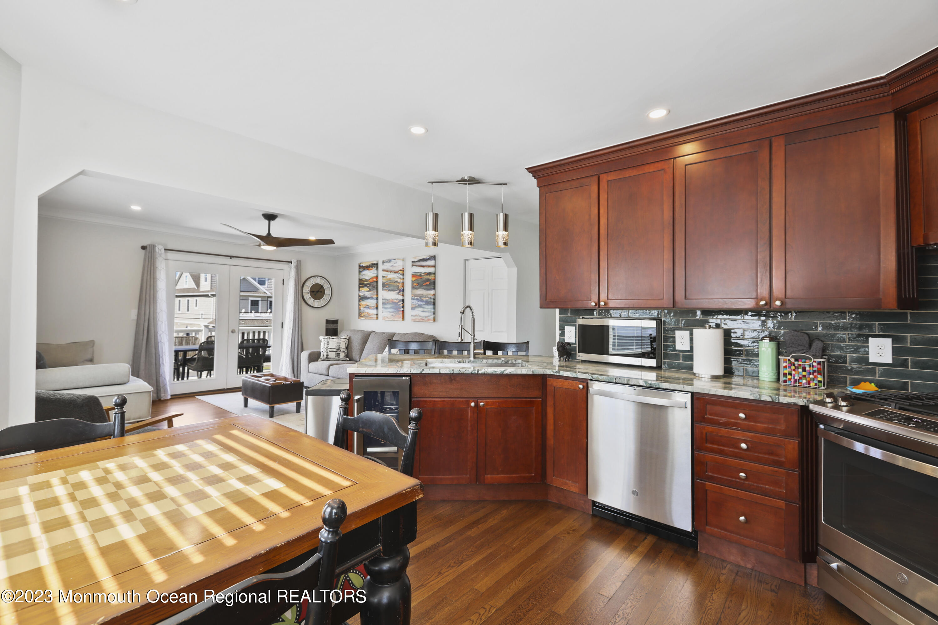 110 11th Avenue 2nd Floor