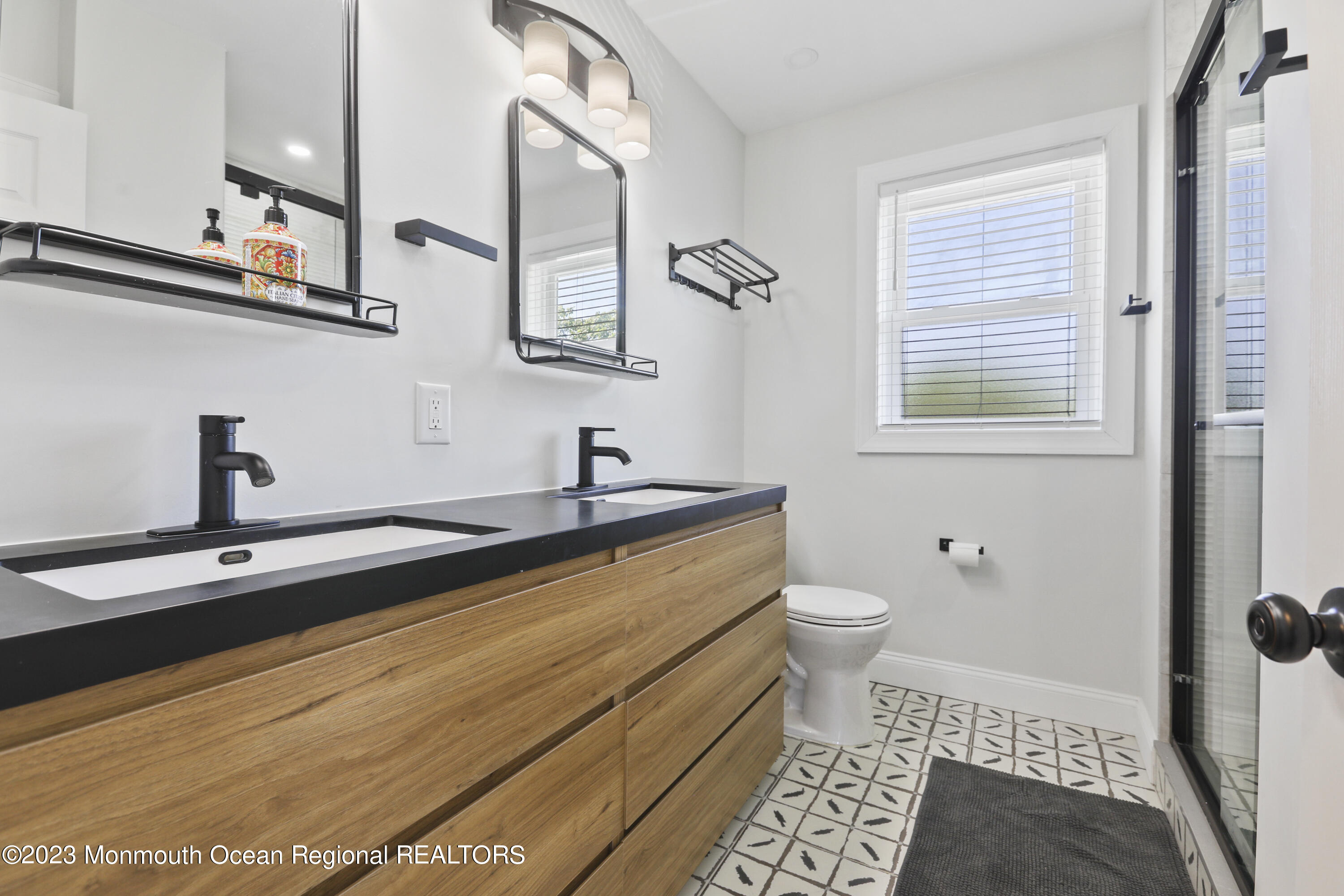 110 11th Avenue 2nd Floor