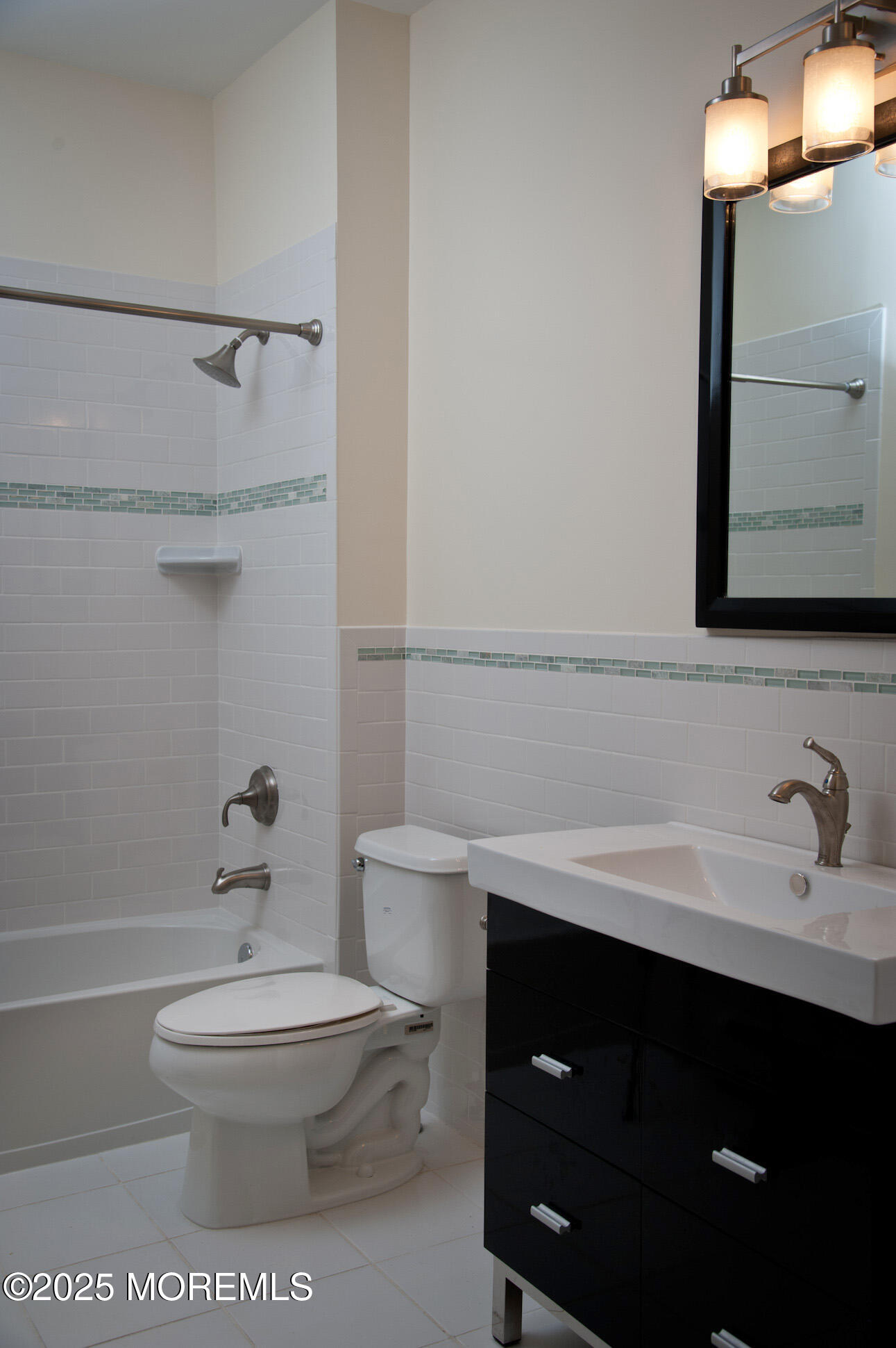 550 Cookman Avenue 221