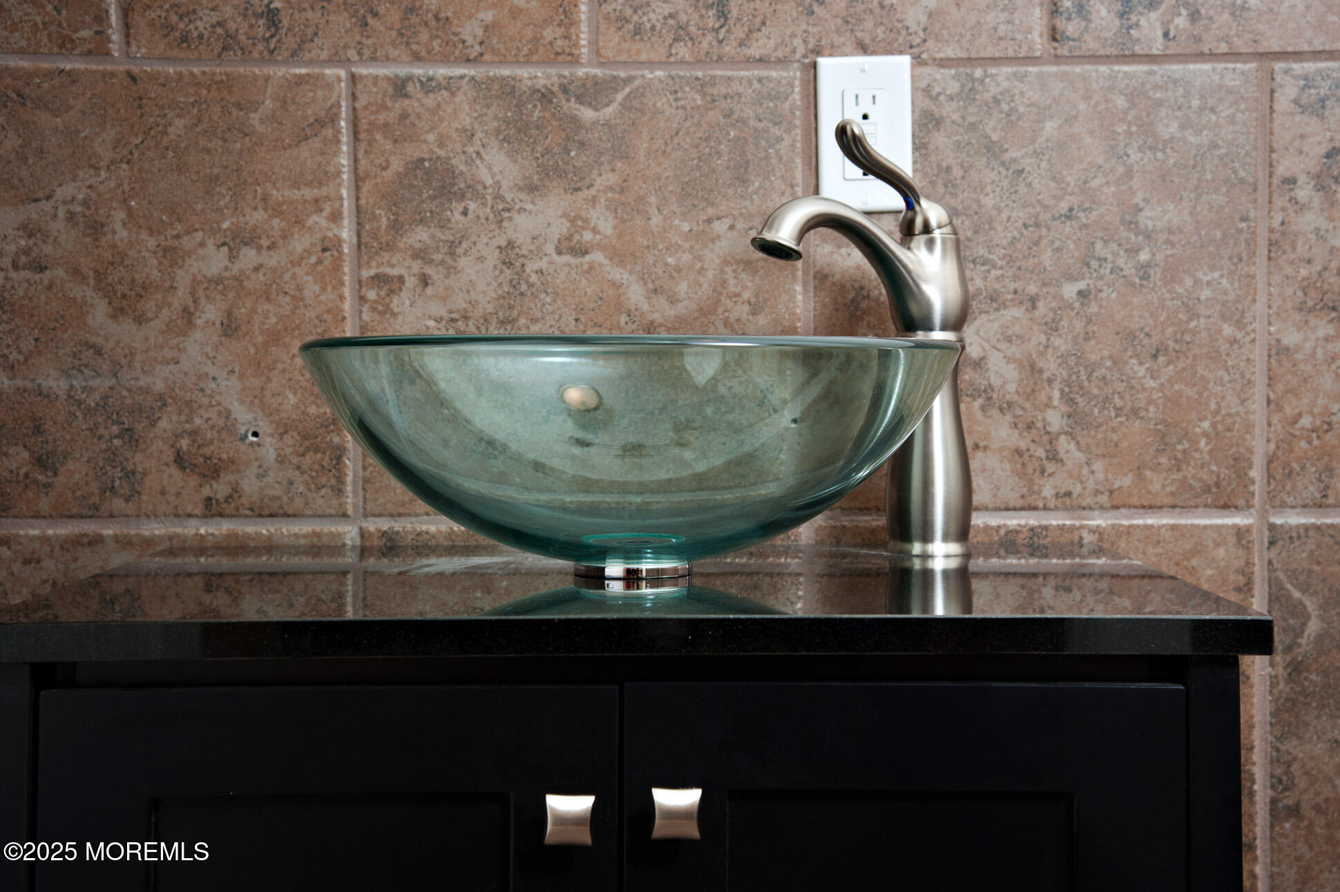 550 Cookman Avenue 221