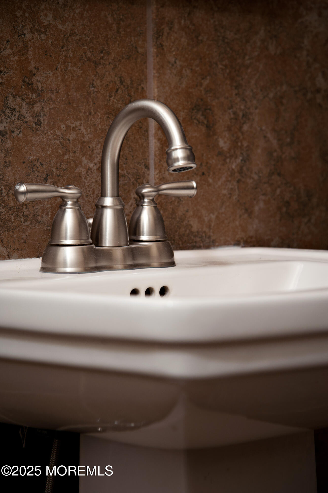 550 Cookman Avenue 208