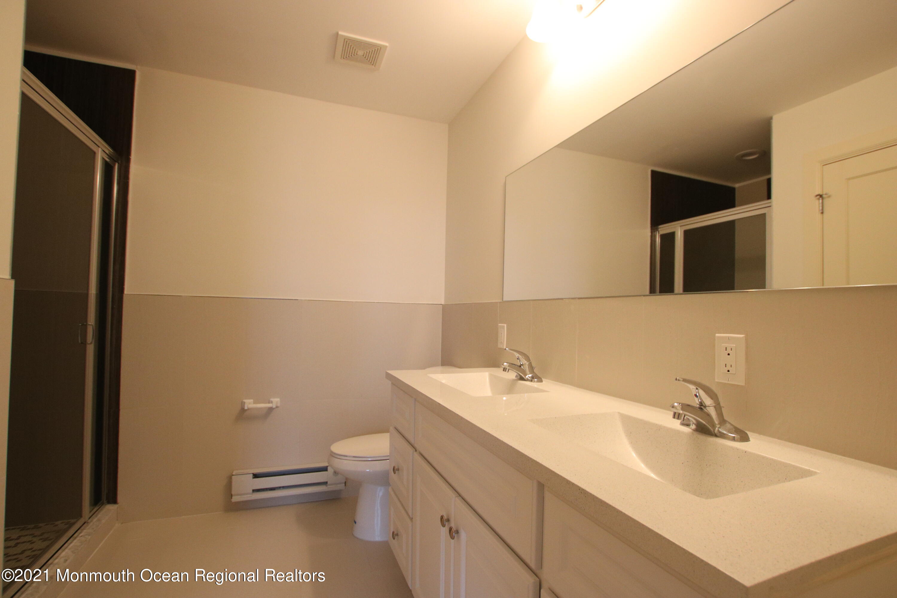 1003 Bond Street 2