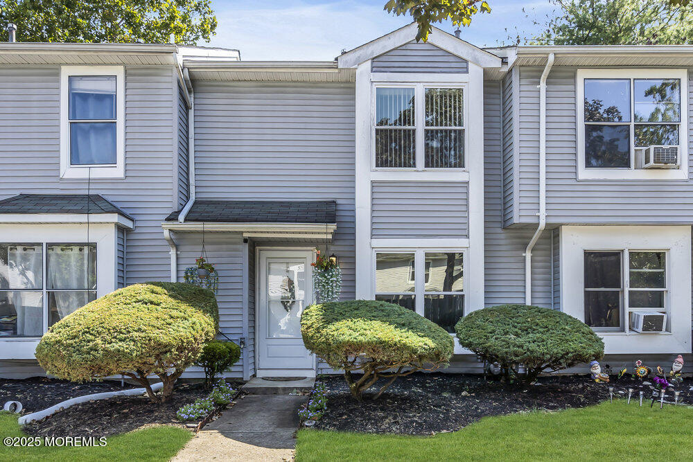 422 Woodlake Manor Drive