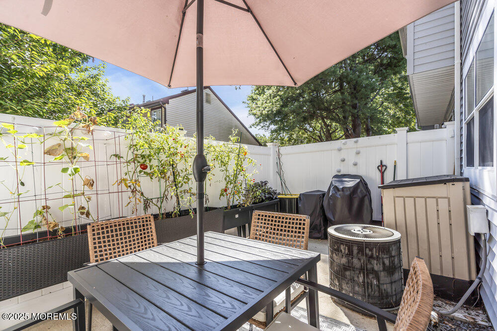 422 Woodlake Manor Drive