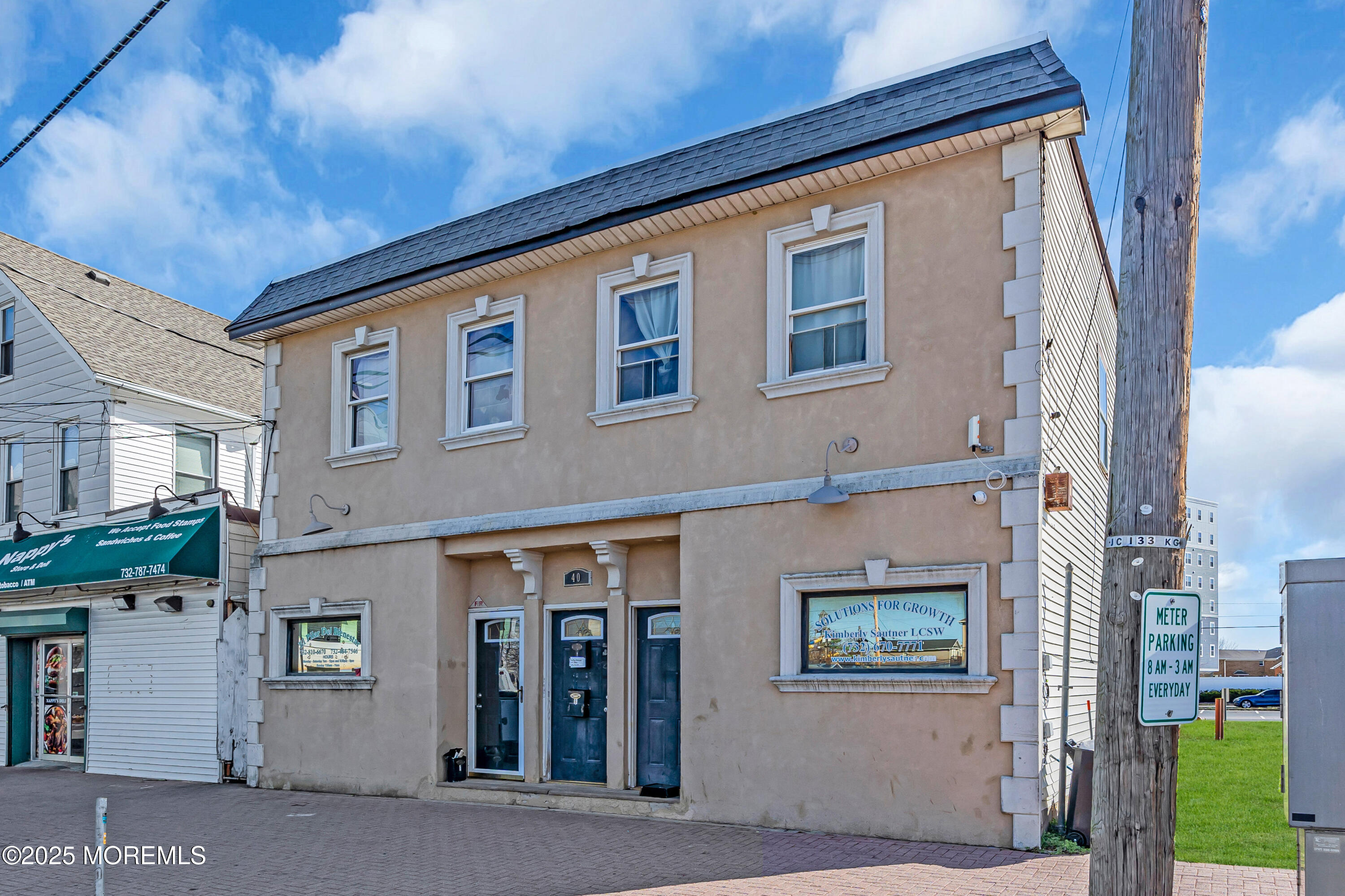 40 Carr Avenue, D