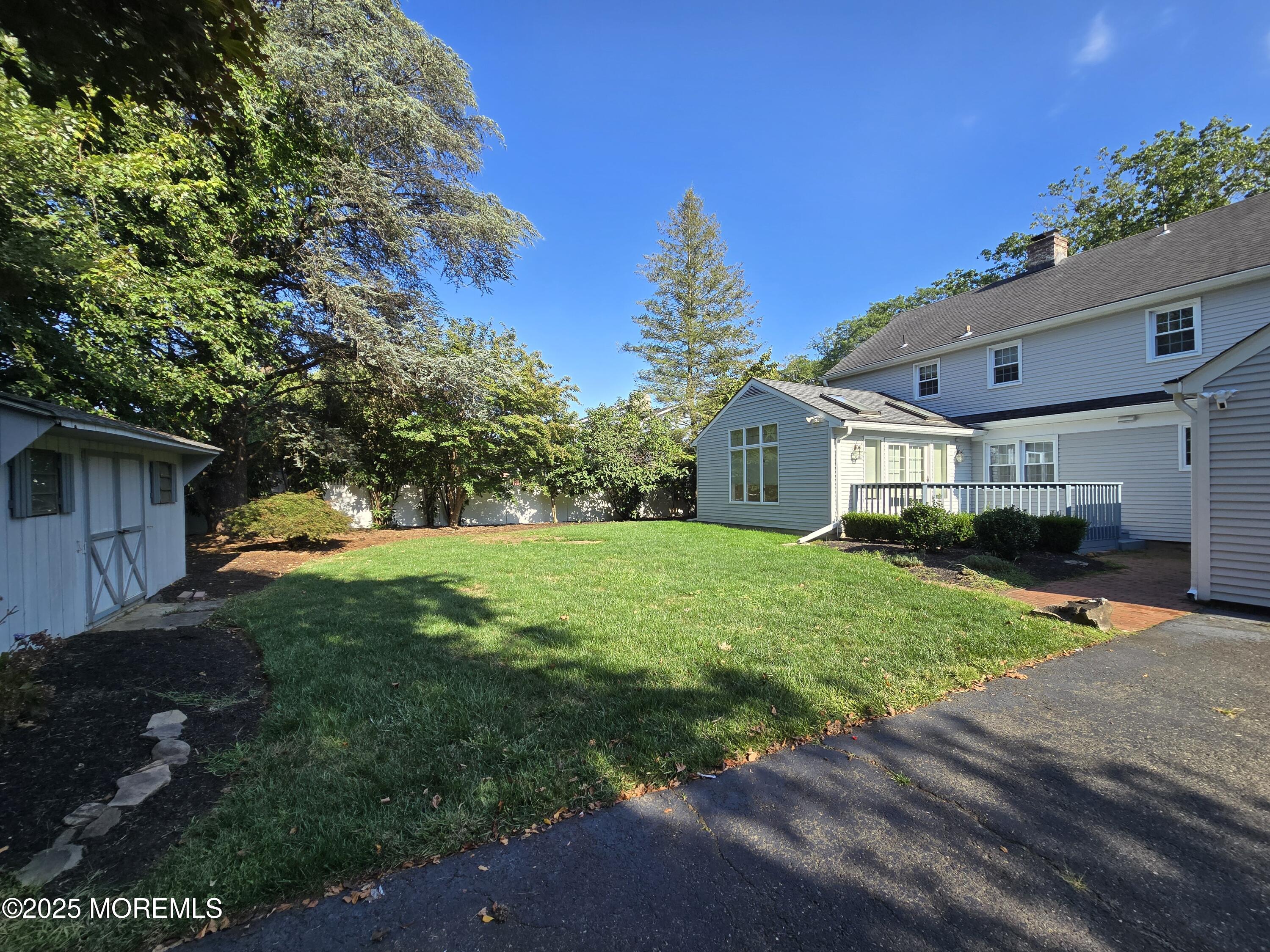 77 Dutch Lane Road