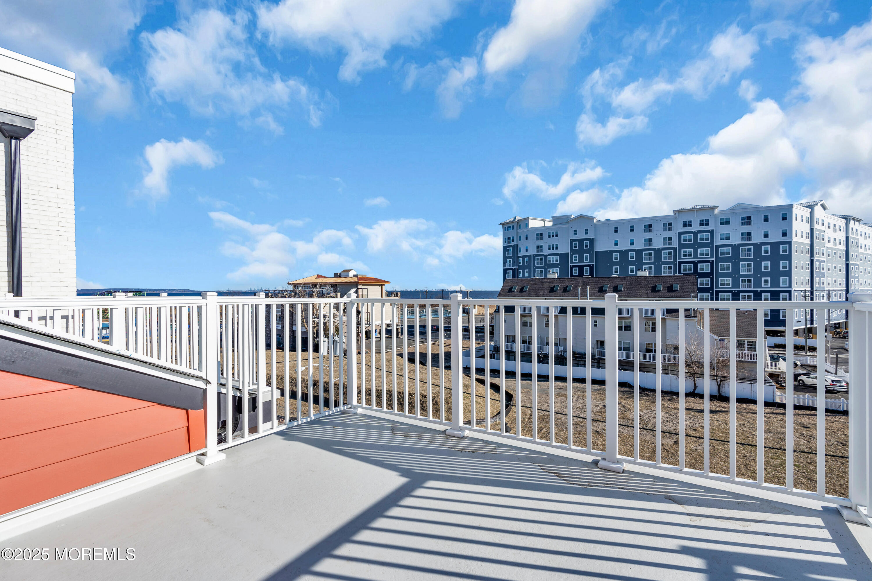 19 Carr Avenue 210