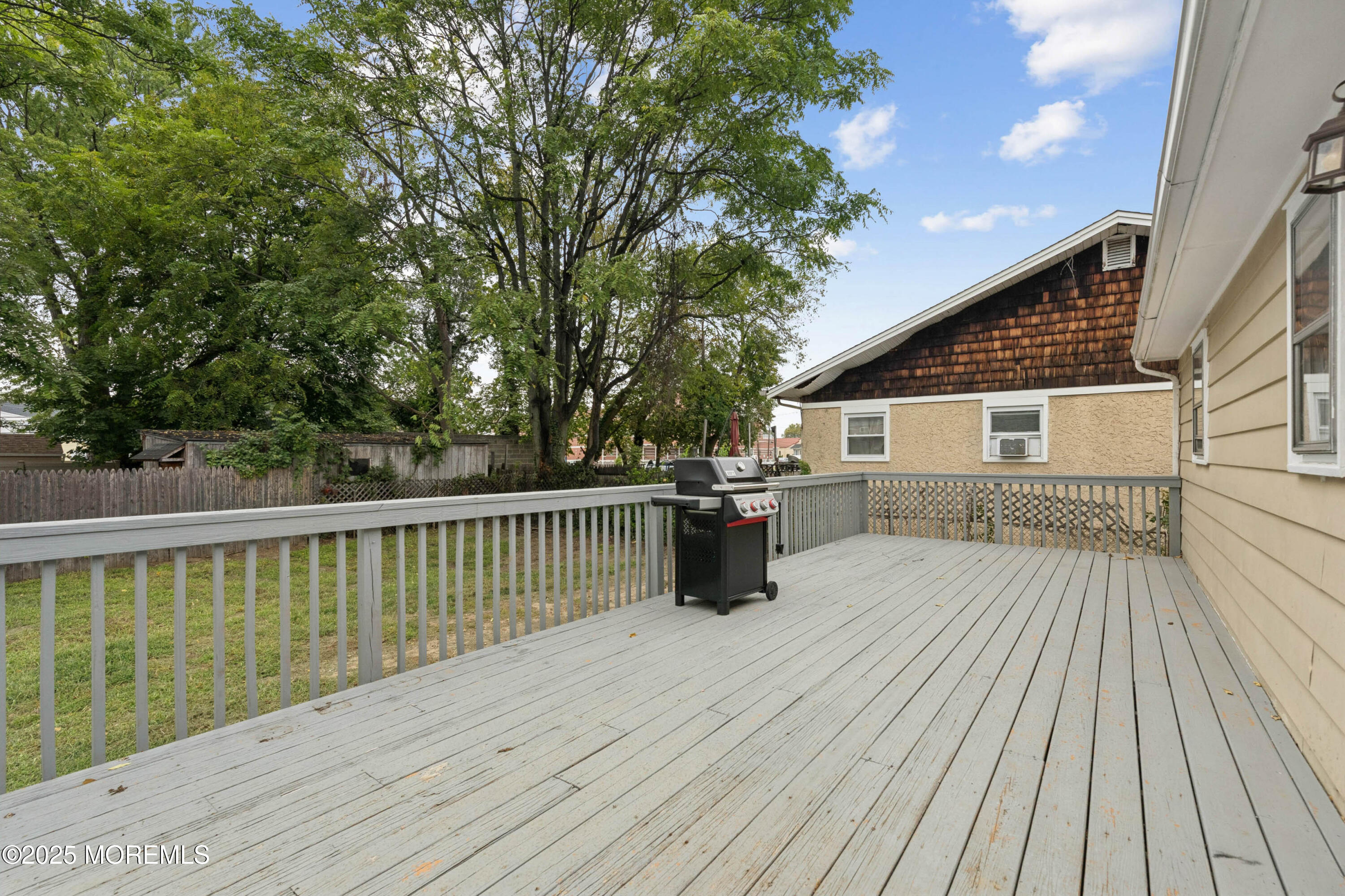 101 Manning Place
