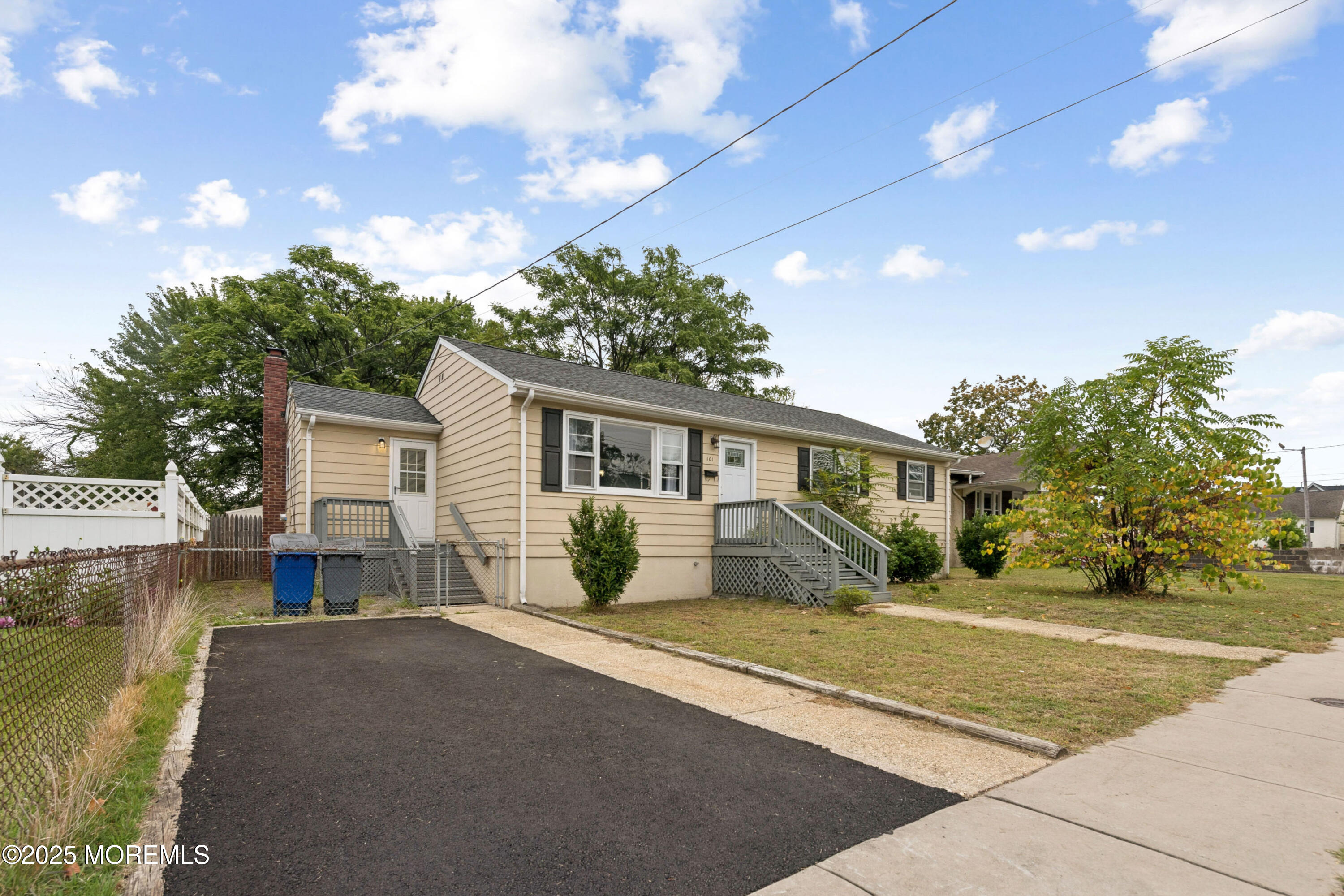 101 Manning Place
