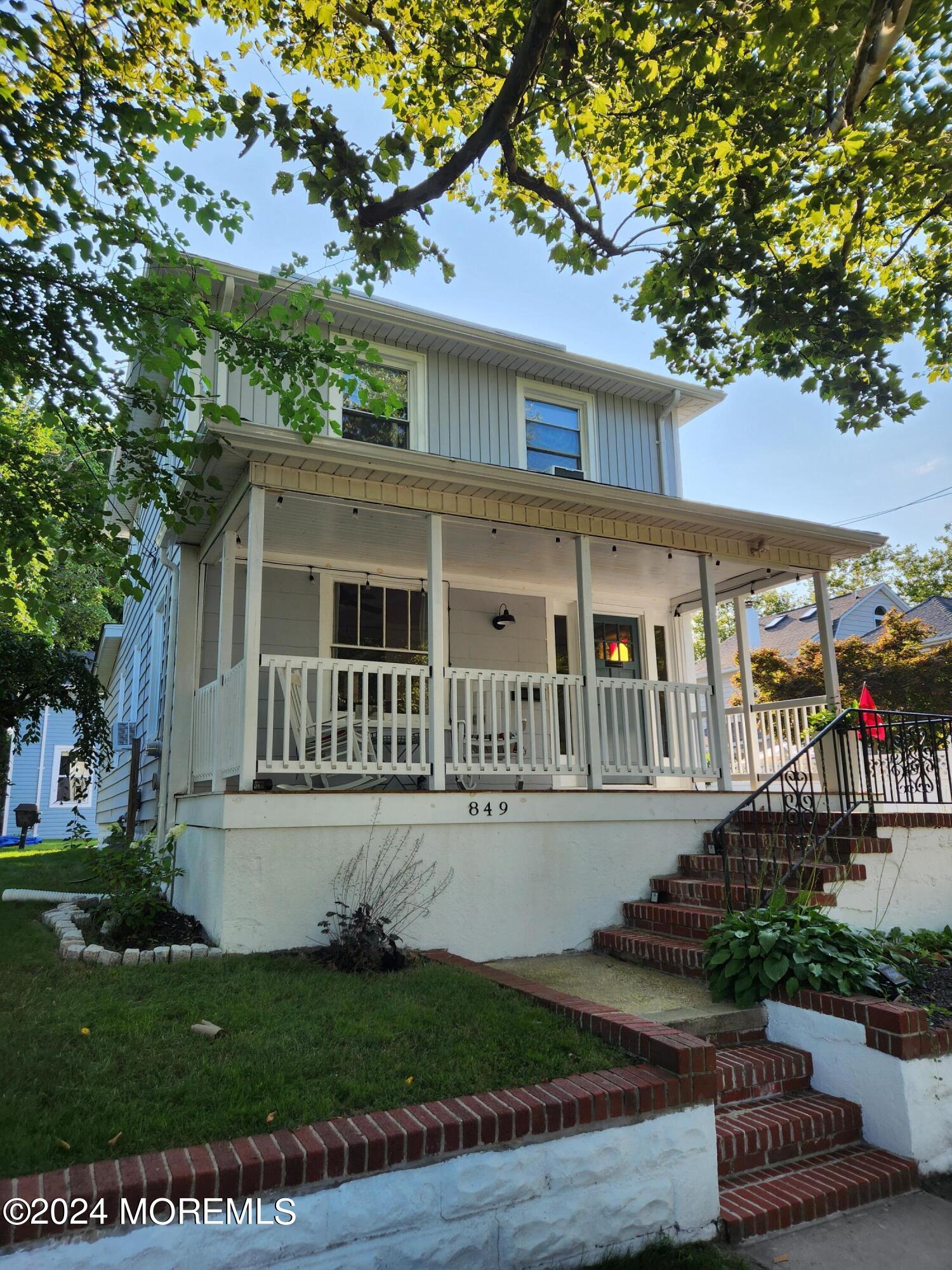 849 Central Avenue