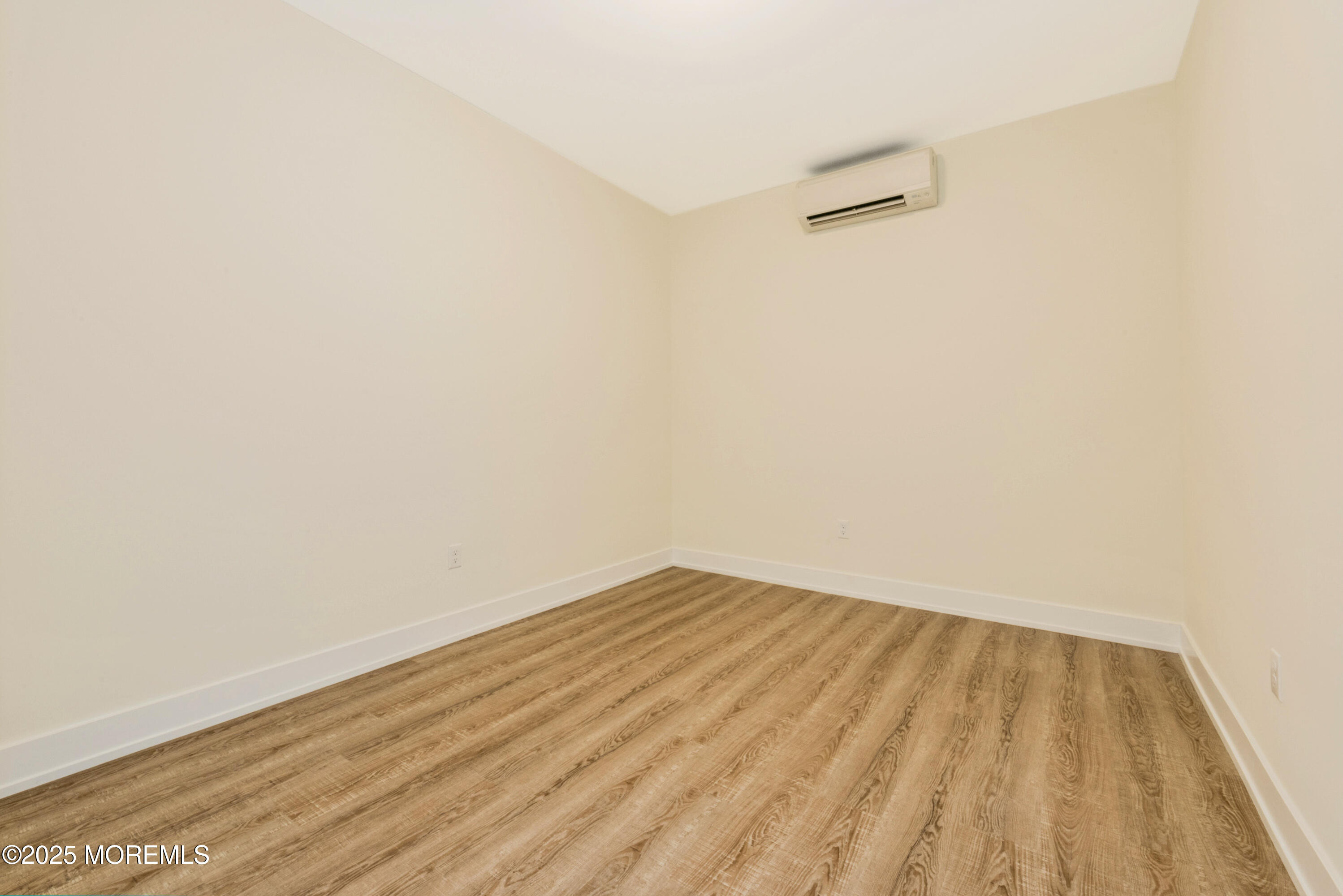 700 Bangs Avenue 403