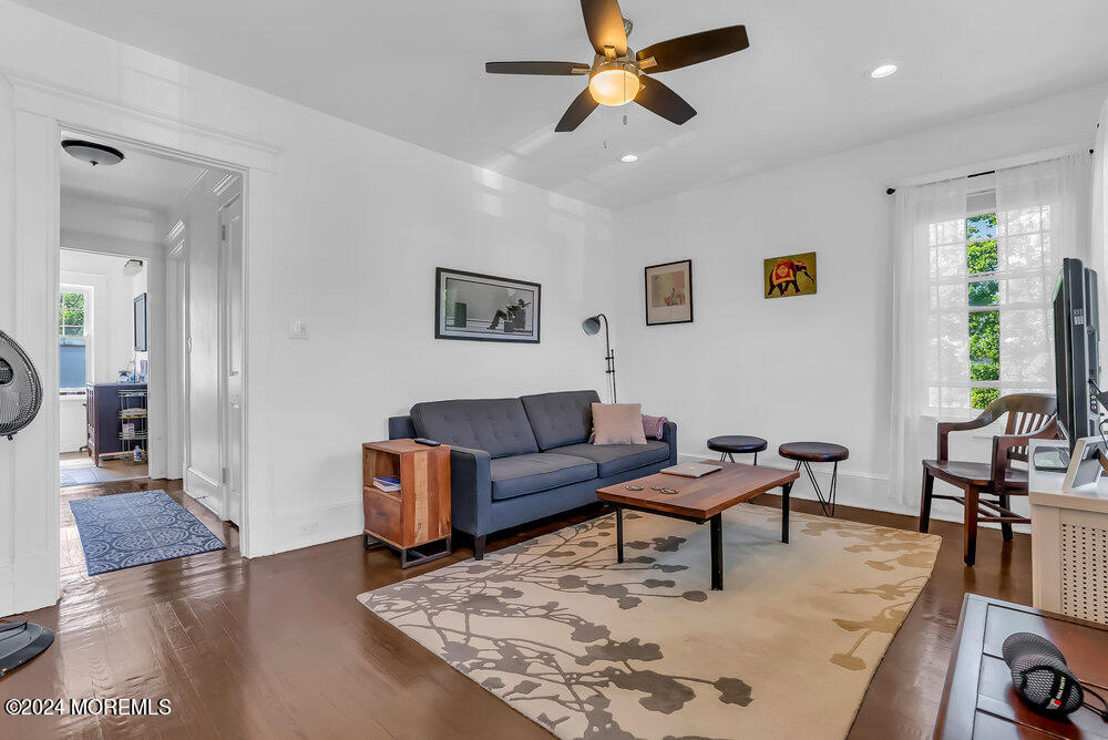 1406 Park Avenue