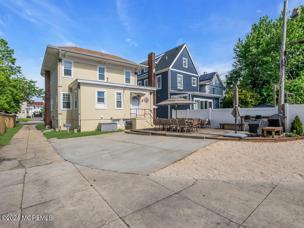 1406 Park Avenue